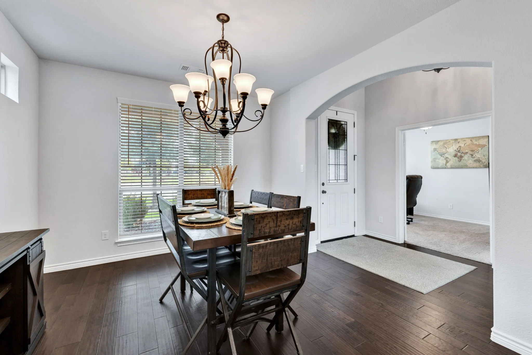 Single Family Residence For Sale in Ellis County , 510 Zinnia Loop, Midlothian, Texas 76065, 4 Bedrooms, 4 Bathrooms, 3 Garage spaces, 3,386 Sqft, built in 2020, Price $548,500, mls#21275588, Real Estate Agent in Midlothian, Homes For Sale in Ellis county, Homes For Sale in Midlothian, Realtor in Midlothian Texas, Real Estate Brokerage Independent Realty Texas, Luminita Cordes Realtor