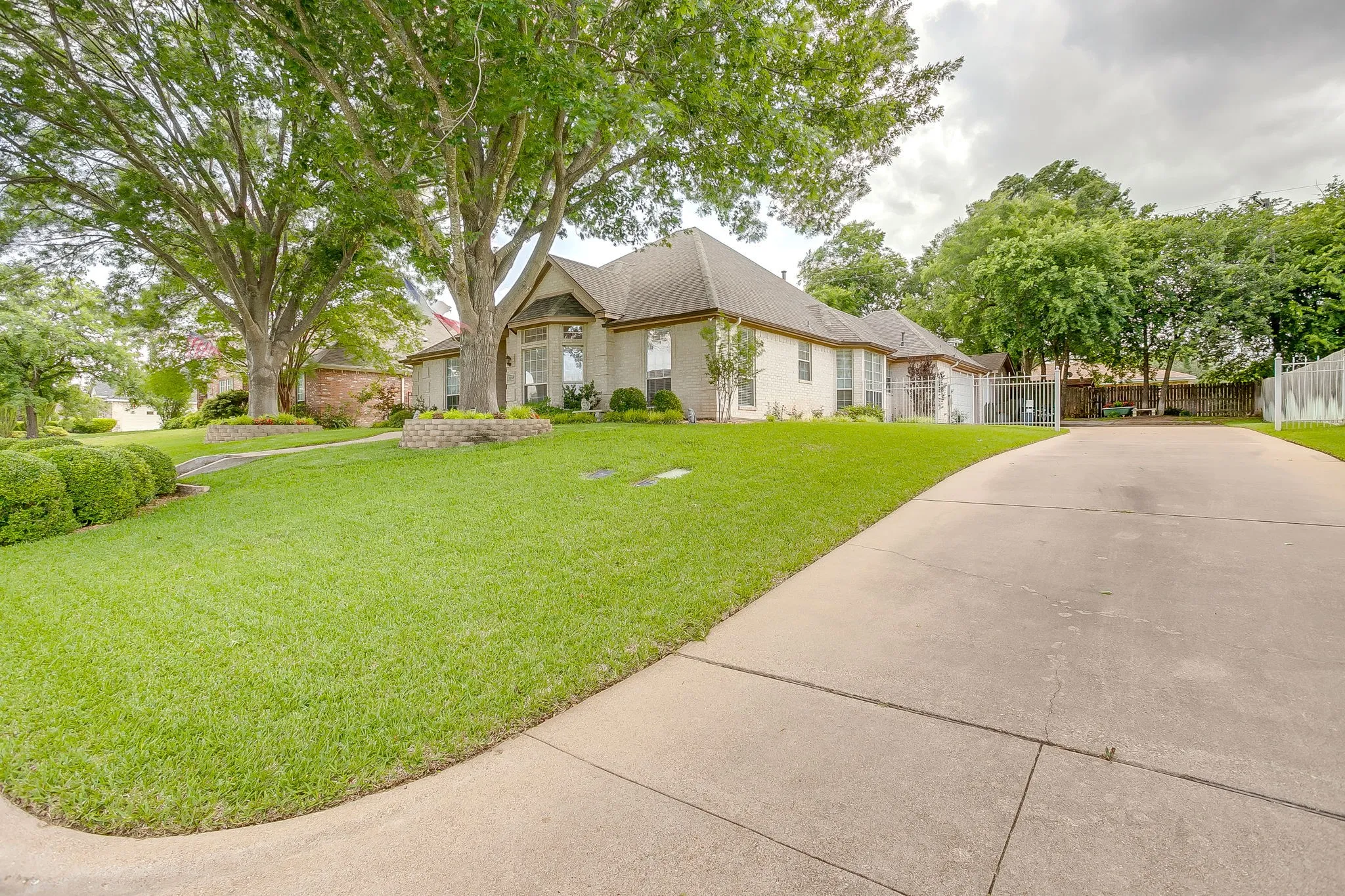 Driveway to back of property.