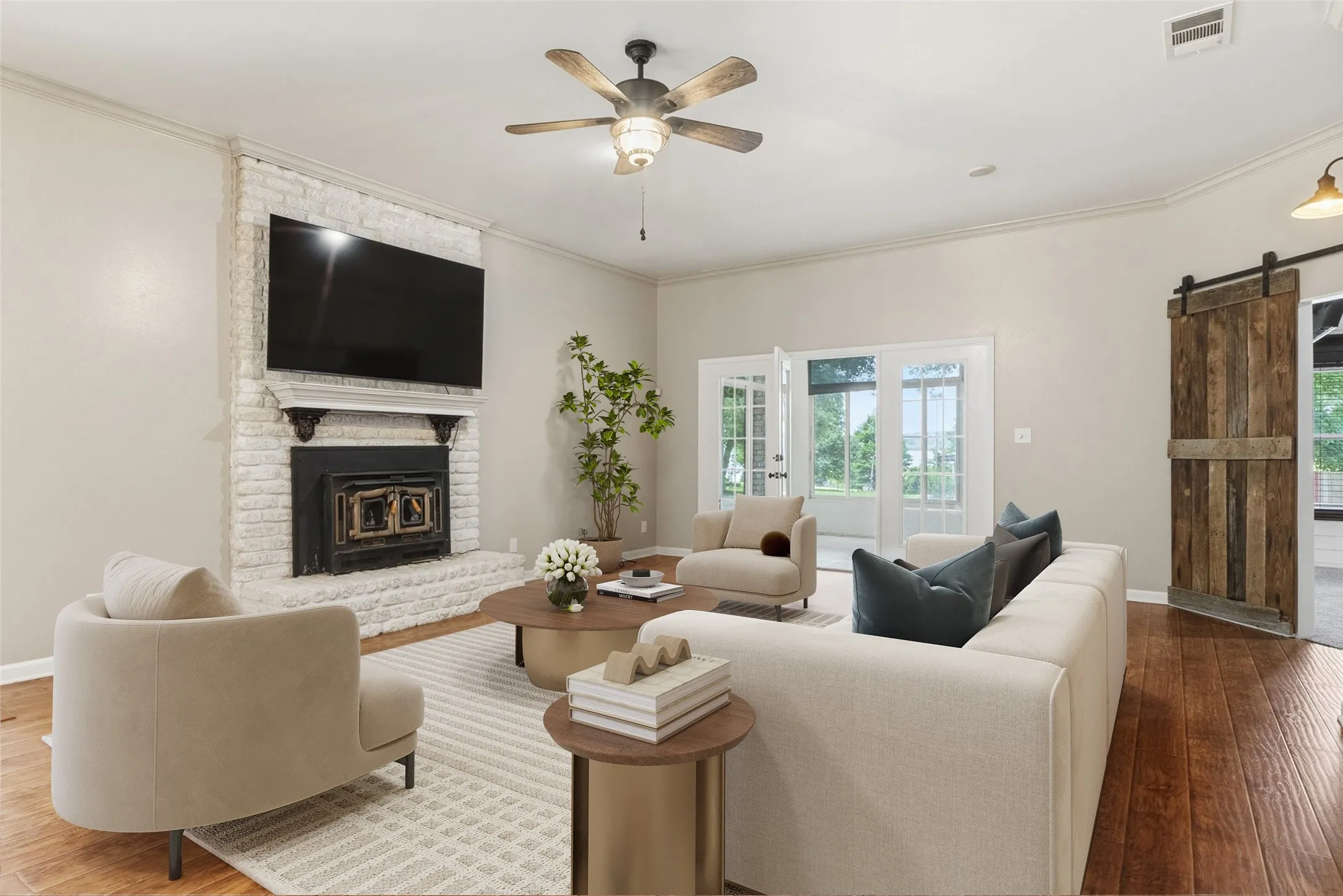 Single Family Residence For Sale in Smith County , 16285 W County Road 189, Flint, Texas 75762, 3 Bedroom, 3 Bathroom, 2 Garage spaces, 2,386 Sqft, built in 1997, mls#21275266, Real Estate Agent in Flint, Homes For Sale in Smith county, Homes For Sale in Flint, Realtor in Flint Texas, Real Estate Brokerage Independent Realty Texas, Luminita Cordes Realtor