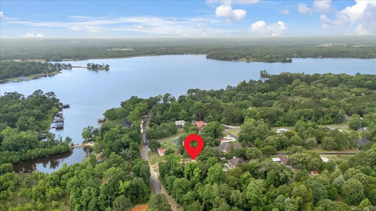Lake Holbrook