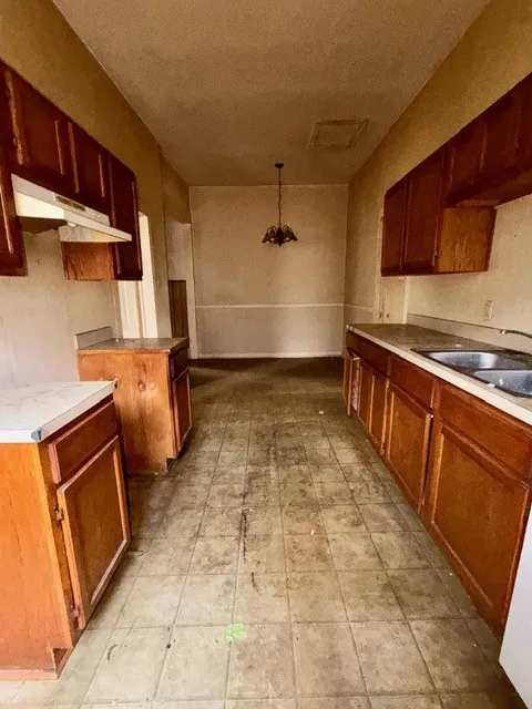 Single Family Residence For Sale in Mc Lennan County , 819 S 10th Street, Waco, Texas 76706, 3 Bedroom, 2 Bathroom, Garage spaces, 1,558 Sqft, built in 1910, mls#21274715, Real Estate Agent in Waco, Homes For Sale in Mc Lennan county, Homes For Sale in Waco, Realtor in Waco Texas, Real Estate Brokerage Independent Realty Texas, Luminita Cordes Realtor