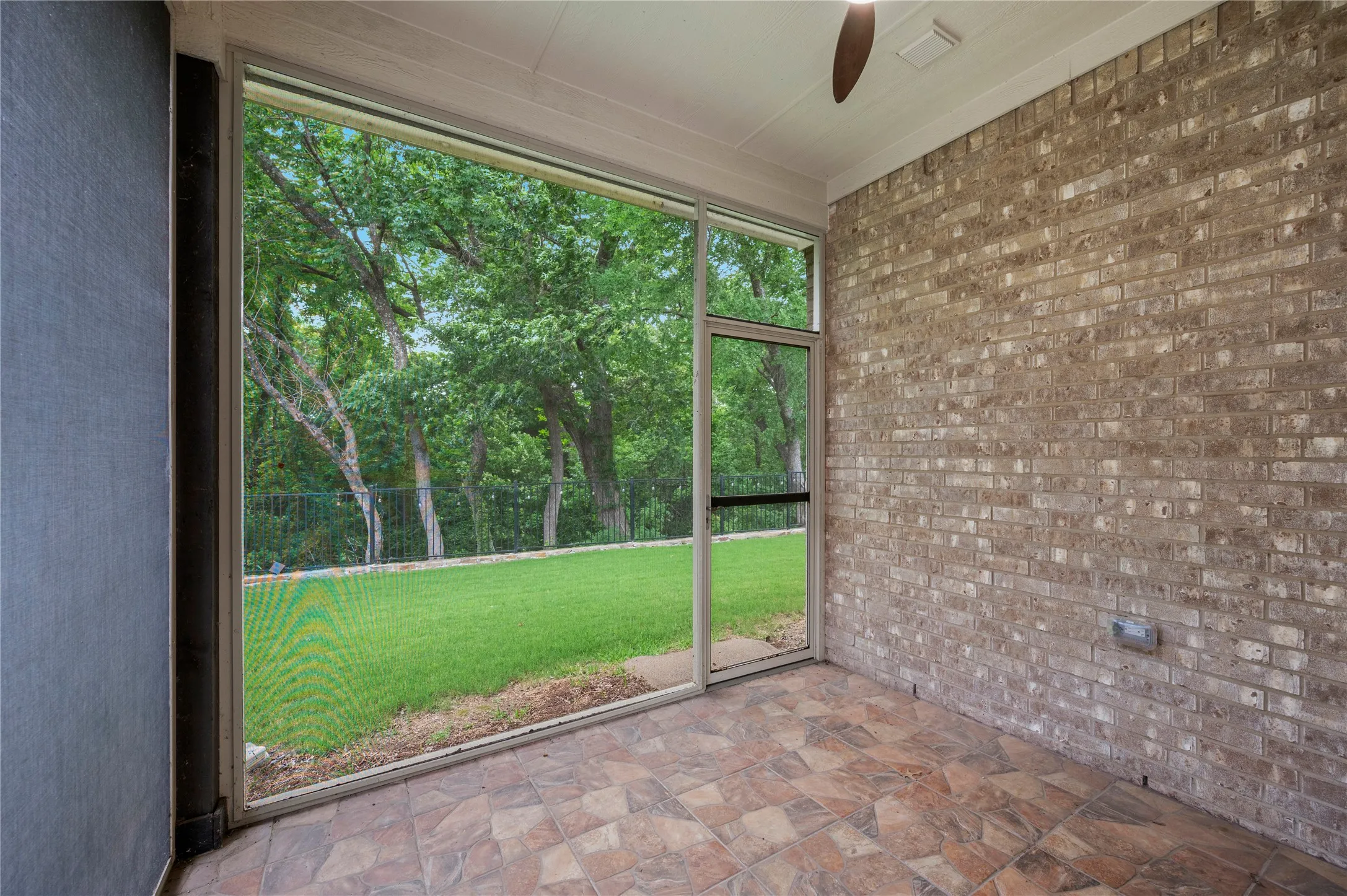 Single Family Residence For Sale in Rockwall County , 1524 Sonnet Drive, Heath, Texas 75126, 3 Bedroom, 2 Bathroom, 2 Garage spaces, 1,931 Sqft, built in 2019, mls#21271568, Real Estate Agent in Heath, Homes For Sale in Rockwall county, Homes For Sale in Heath, Realtor in Heath Texas, Real Estate Brokerage Independent Realty Texas, Luminita Cordes Realtor