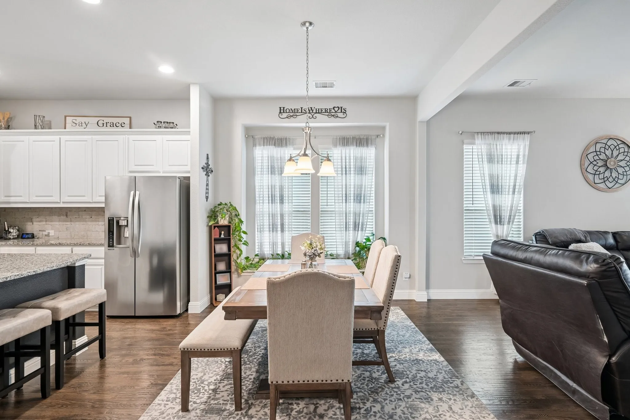Single Family Residence For Sale in Collin County , 708 Providence, Wylie, Texas 75098, 4 Bedrooms, 2 Bathrooms, 3 Garage spaces, 2,138 Sqft, built in 2018, Price $519,900, mls#21274443, Real Estate Agent in Wylie, Homes For Sale in Collin county, Homes For Sale in Wylie, Realtor in Wylie Texas, Real Estate Brokerage Independent Realty Texas, Luminita Cordes Realtor