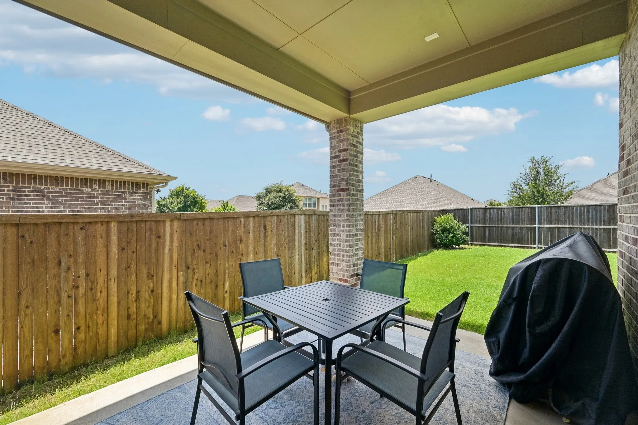 Single Family Residence For Sale in Collin County , 708 Providence, Wylie, Texas 75098, 4 Bedrooms, 2 Bathrooms, 3 Garage spaces, 2,138 Sqft, built in 2018, Price $519,900, mls#21274443, Real Estate Agent in Wylie, Homes For Sale in Collin county, Homes For Sale in Wylie, Realtor in Wylie Texas, Real Estate Brokerage Independent Realty Texas, Luminita Cordes Realtor