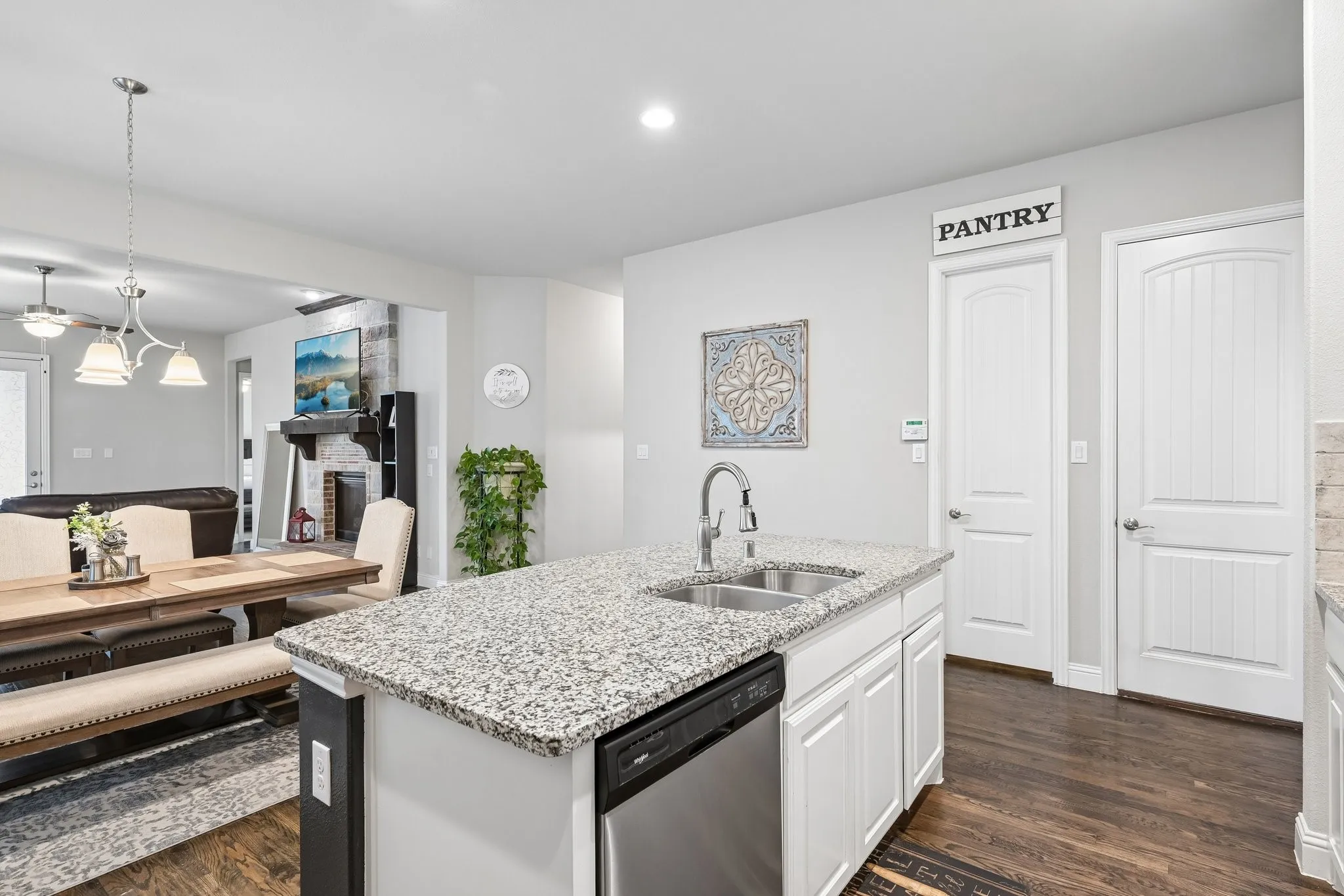 Single Family Residence For Sale in Collin County , 708 Providence, Wylie, Texas 75098, 4 Bedrooms, 2 Bathrooms, 3 Garage spaces, 2,138 Sqft, built in 2018, Price $519,900, mls#21274443, Real Estate Agent in Wylie, Homes For Sale in Collin county, Homes For Sale in Wylie, Realtor in Wylie Texas, Real Estate Brokerage Independent Realty Texas, Luminita Cordes Realtor