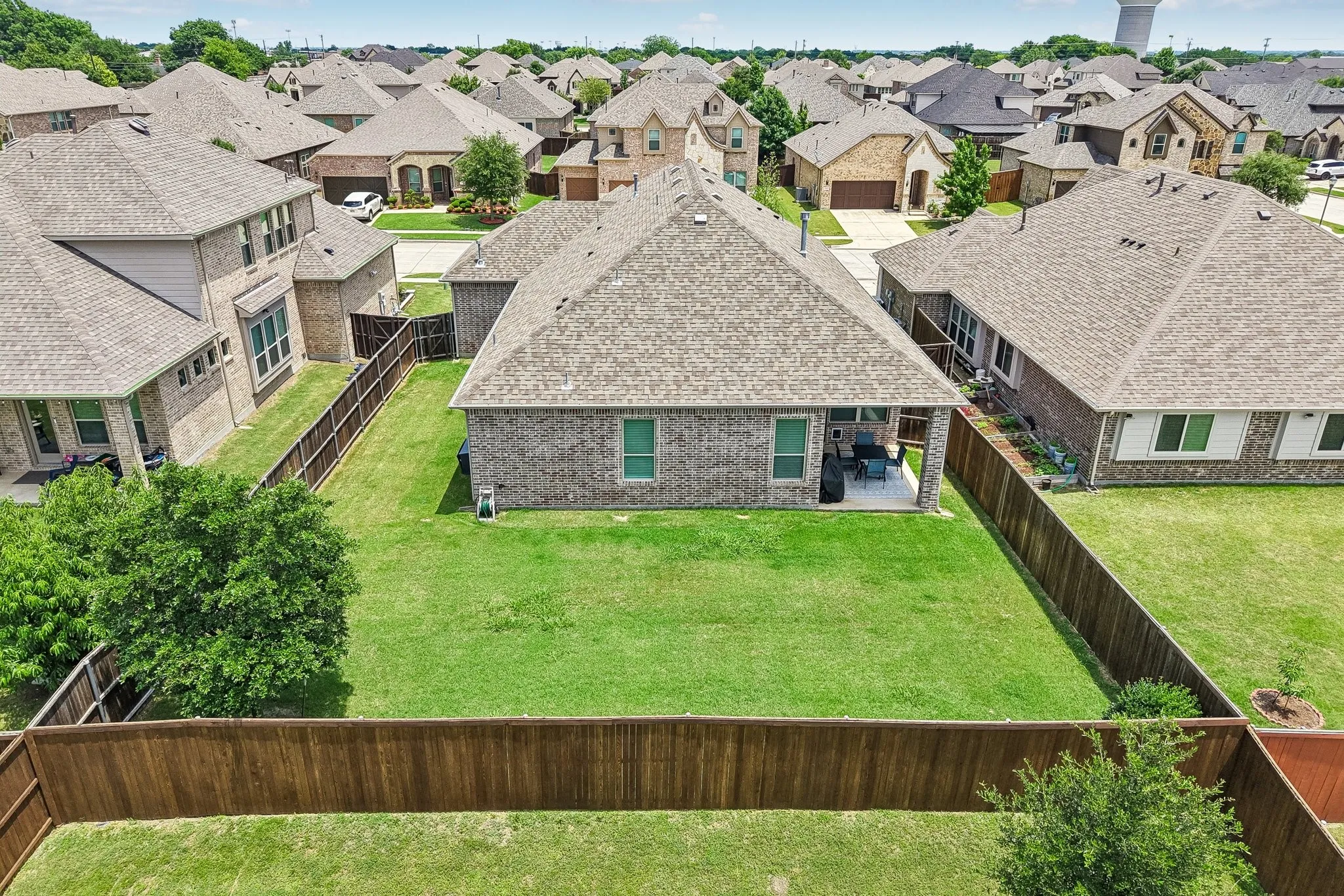 Single Family Residence For Sale in Collin County , 708 Providence, Wylie, Texas 75098, 4 Bedrooms, 2 Bathrooms, 3 Garage spaces, 2,138 Sqft, built in 2018, Price $519,900, mls#21274443, Real Estate Agent in Wylie, Homes For Sale in Collin county, Homes For Sale in Wylie, Realtor in Wylie Texas, Real Estate Brokerage Independent Realty Texas, Luminita Cordes Realtor