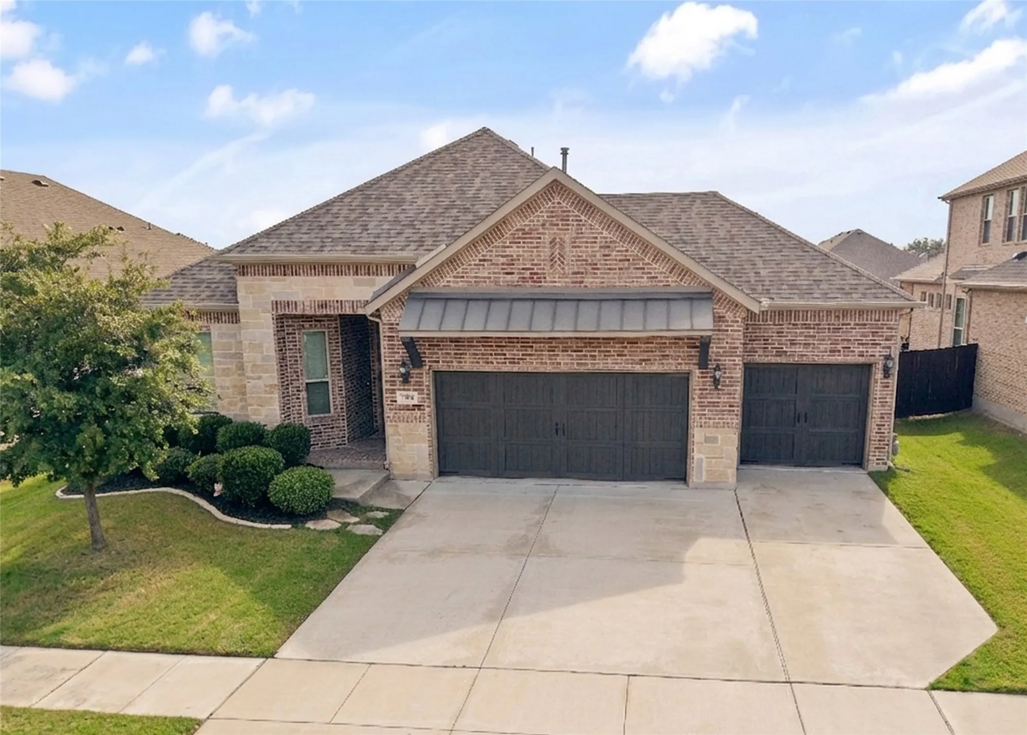 Single Family Residence For Sale in Collin County , 708 Providence, Wylie, Texas 75098, 4 Bedrooms, 2 Bathrooms, 3 Garage spaces, 2,138 Sqft, built in 2018, Price $519,900, mls#21274443, Real Estate Agent in Wylie, Homes For Sale in Collin county, Homes For Sale in Wylie, Realtor in Wylie Texas, Real Estate Brokerage Independent Realty Texas, Luminita Cordes Realtor
