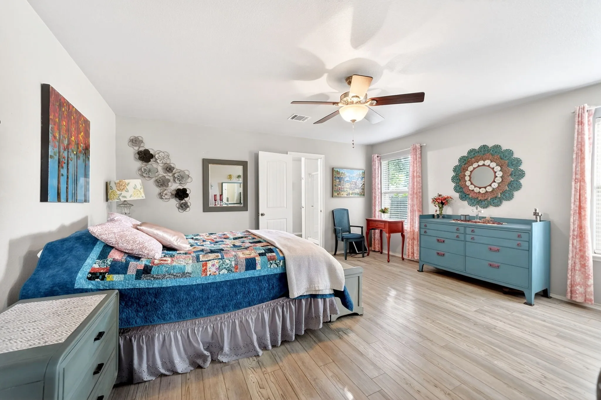 Single Family Residence For Sale in Kaufman County , 2011 Crosby Drive, Forney, Texas 75126, 4 Bedroom, 2 Bathroom, 2 Garage spaces, 1,929 Sqft, built in 2014, mls#21275325, Real Estate Agent in Forney, Homes For Sale in Kaufman county, Homes For Sale in Forney, Realtor in Forney Texas, Real Estate Brokerage Independent Realty Texas, Luminita Cordes Realtor