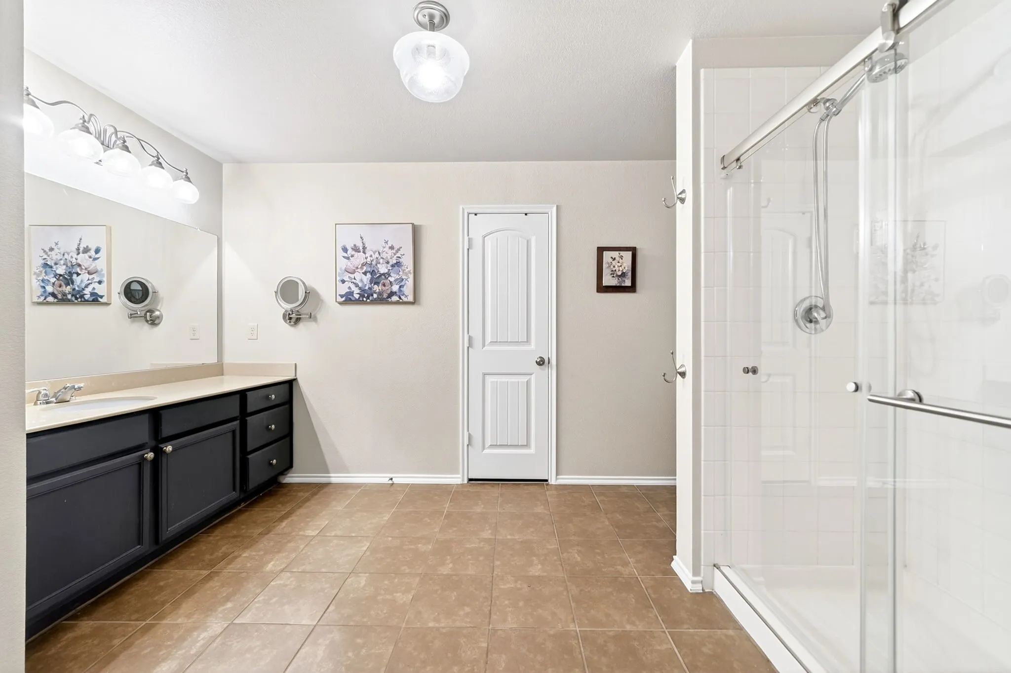Single Family Residence For Sale in Kaufman County , 2011 Crosby Drive, Forney, Texas 75126, 4 Bedroom, 2 Bathroom, 2 Garage spaces, 1,929 Sqft, built in 2014, mls#21275325, Real Estate Agent in Forney, Homes For Sale in Kaufman county, Homes For Sale in Forney, Realtor in Forney Texas, Real Estate Brokerage Independent Realty Texas, Luminita Cordes Realtor