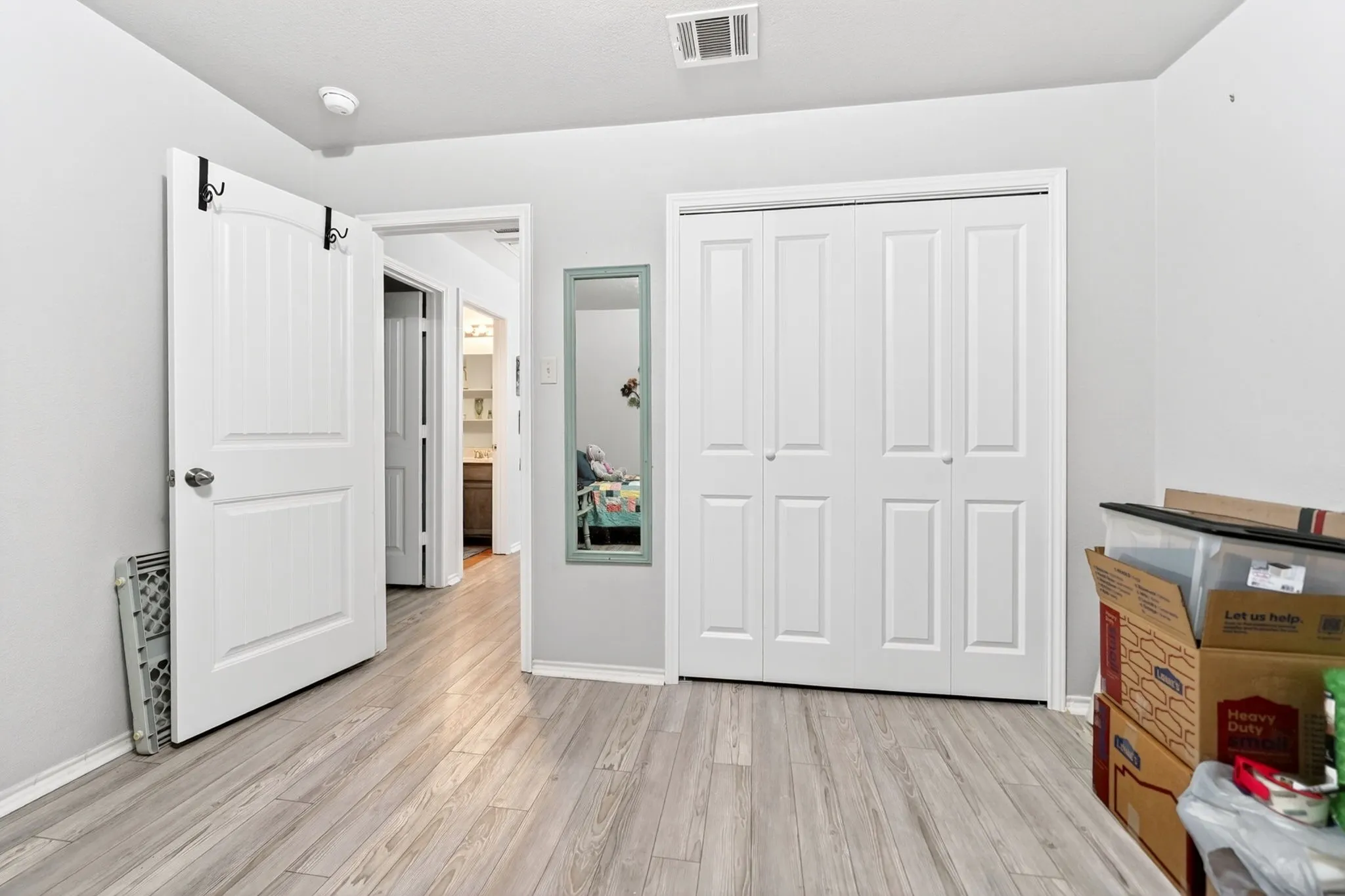 Single Family Residence For Sale in Kaufman County , 2011 Crosby Drive, Forney, Texas 75126, 4 Bedroom, 2 Bathroom, 2 Garage spaces, 1,929 Sqft, built in 2014, mls#21275325, Real Estate Agent in Forney, Homes For Sale in Kaufman county, Homes For Sale in Forney, Realtor in Forney Texas, Real Estate Brokerage Independent Realty Texas, Luminita Cordes Realtor