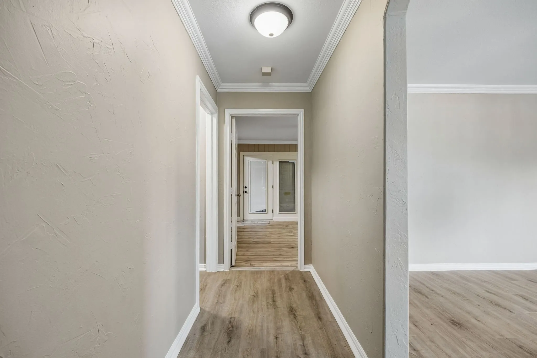 Single Family Residence For Sale in Dallas County , 3534 Royal Lane, Dallas, Texas 75229, 4 Bedroom, 3 Bathroom, Garage spaces, 1,731 Sqft, built in 1961, mls#21271966, Real Estate Agent in Dallas, Homes For Sale in Dallas county, Homes For Sale in Dallas, Realtor in Dallas Texas, Real Estate Brokerage Independent Realty Texas, Luminita Cordes Realtor