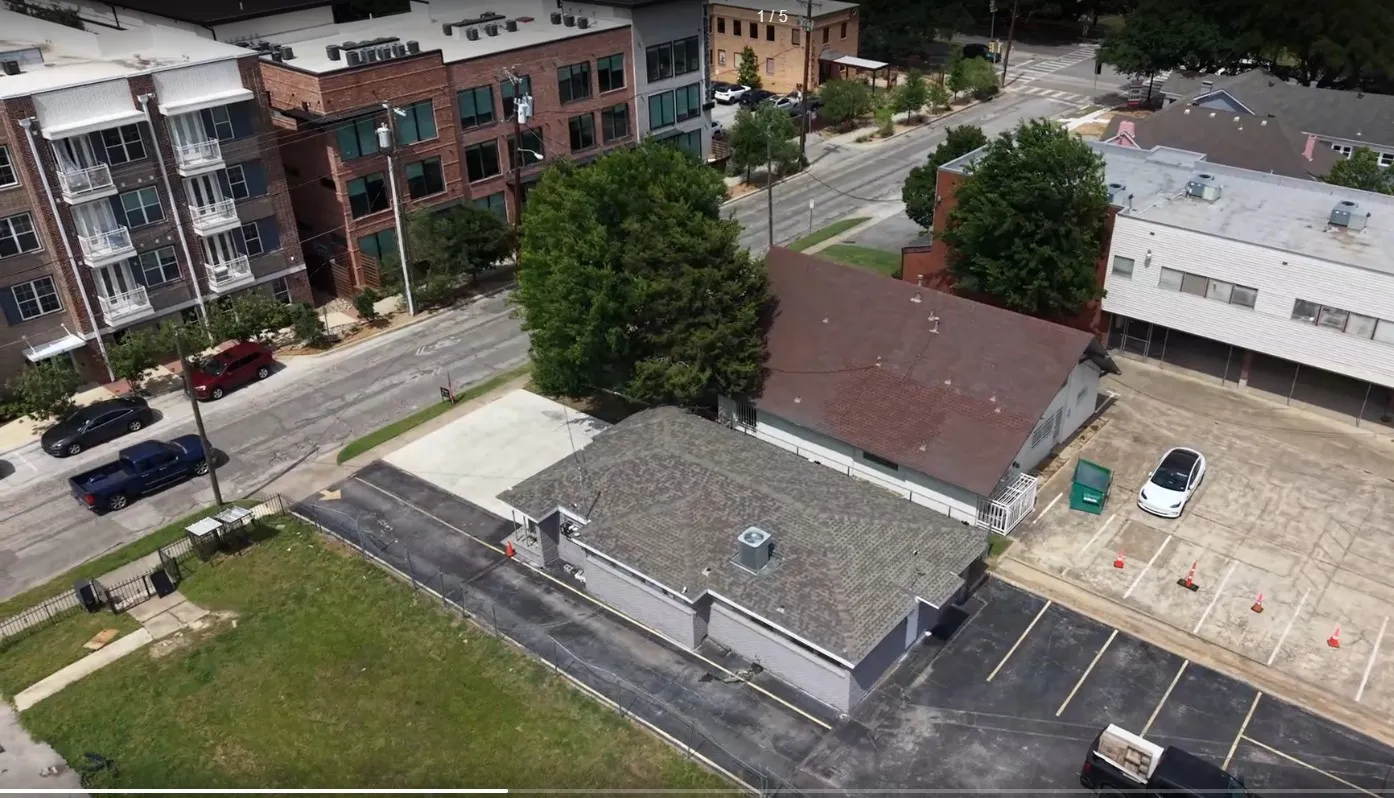 Office For Rent in Dallas County , 220 W 10th Street, Dallas, Texas 75208, 0, 0, Garage spaces, 0 Sqft, built in 1959, mls#21274997, Real Estate Agent in Dallas, Homes For Rent in Dallas county, Homes For Rent in Dallas, Realtor in Dallas Texas, Real Estate Brokerage Independent Realty Texas, Luminita Cordes Realtor