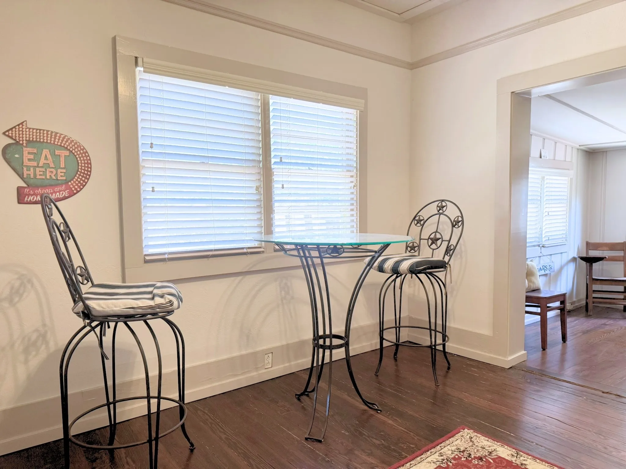 Office For Rent in Hood County , 902 W Pearl Street, Granbury, Texas 76048, 0, 0, Garage spaces, 0 Sqft, built in 1928, mls#21275225, Real Estate Agent in Granbury, Homes For Rent in Hood county, Homes For Rent in Granbury, Realtor in Granbury Texas, Real Estate Brokerage Independent Realty Texas, Luminita Cordes Realtor