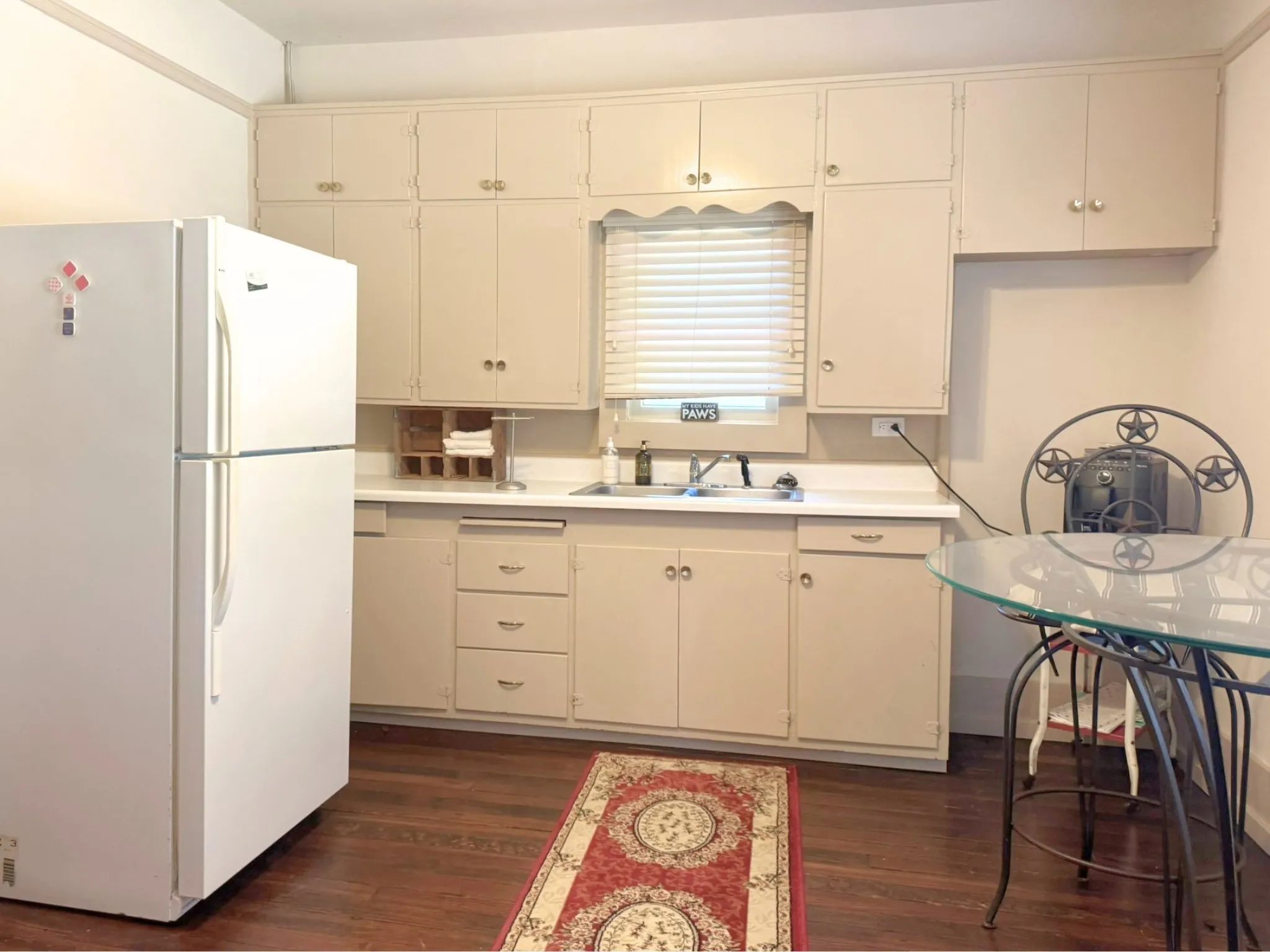 Office For Rent in Hood County , 902 W Pearl Street, Granbury, Texas 76048, 0, 0, Garage spaces, 0 Sqft, built in 1928, mls#21275225, Real Estate Agent in Granbury, Homes For Rent in Hood county, Homes For Rent in Granbury, Realtor in Granbury Texas, Real Estate Brokerage Independent Realty Texas, Luminita Cordes Realtor