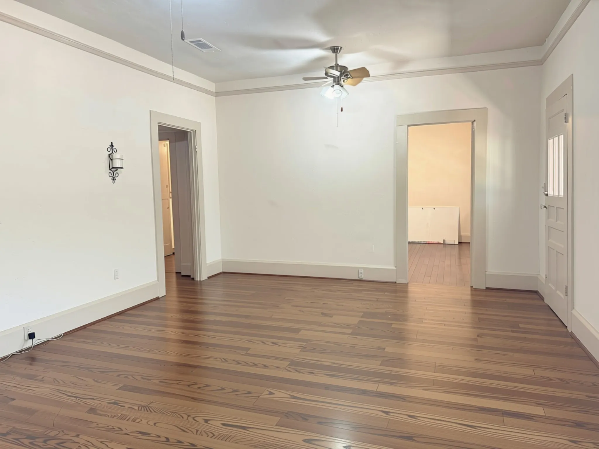 Office For Rent in Hood County , 902 W Pearl Street, Granbury, Texas 76048, 0, 0, Garage spaces, 0 Sqft, built in 1928, mls#21275225, Real Estate Agent in Granbury, Homes For Rent in Hood county, Homes For Rent in Granbury, Realtor in Granbury Texas, Real Estate Brokerage Independent Realty Texas, Luminita Cordes Realtor