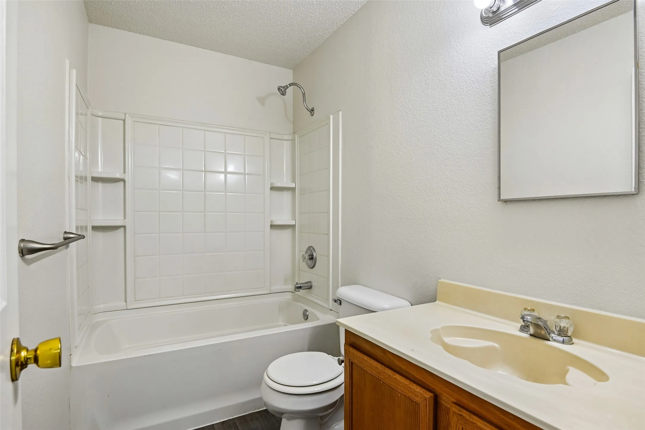 Single Family Residence For Sale in Dallas County , 3037 Paint Brush Place, Lancaster, Texas 75134, 3 Bedroom, 2 Bathroom, 2 Garage spaces, 1,914 Sqft, built in 2004, mls#21275389, Real Estate Agent in Lancaster, Homes For Sale in Dallas county, Homes For Sale in Lancaster, Realtor in Lancaster Texas, Real Estate Brokerage Independent Realty Texas, Luminita Cordes Realtor