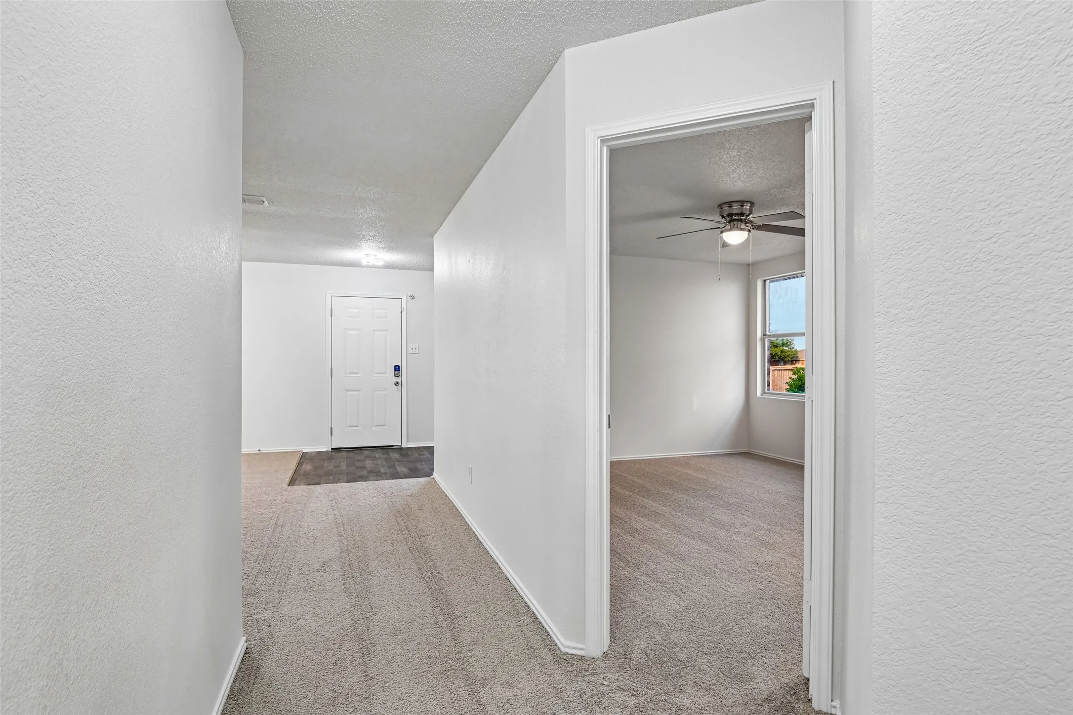 Single Family Residence For Sale in Dallas County , 3037 Paint Brush Place, Lancaster, Texas 75134, 3 Bedroom, 2 Bathroom, 2 Garage spaces, 1,914 Sqft, built in 2004, mls#21275389, Real Estate Agent in Lancaster, Homes For Sale in Dallas county, Homes For Sale in Lancaster, Realtor in Lancaster Texas, Real Estate Brokerage Independent Realty Texas, Luminita Cordes Realtor