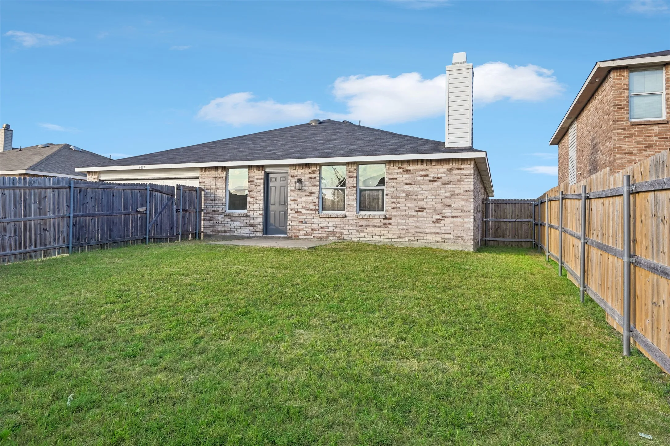 Single Family Residence For Sale in Dallas County , 3037 Paint Brush Place, Lancaster, Texas 75134, 3 Bedroom, 2 Bathroom, 2 Garage spaces, 1,914 Sqft, built in 2004, mls#21275389, Real Estate Agent in Lancaster, Homes For Sale in Dallas county, Homes For Sale in Lancaster, Realtor in Lancaster Texas, Real Estate Brokerage Independent Realty Texas, Luminita Cordes Realtor