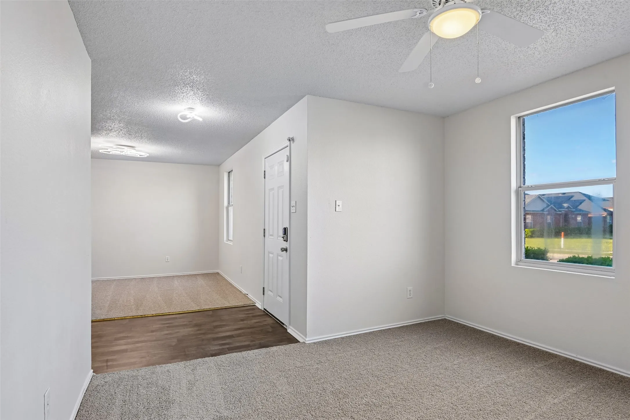 Single Family Residence For Sale in Dallas County , 3037 Paint Brush Place, Lancaster, Texas 75134, 3 Bedroom, 2 Bathroom, 2 Garage spaces, 1,914 Sqft, built in 2004, mls#21275389, Real Estate Agent in Lancaster, Homes For Sale in Dallas county, Homes For Sale in Lancaster, Realtor in Lancaster Texas, Real Estate Brokerage Independent Realty Texas, Luminita Cordes Realtor