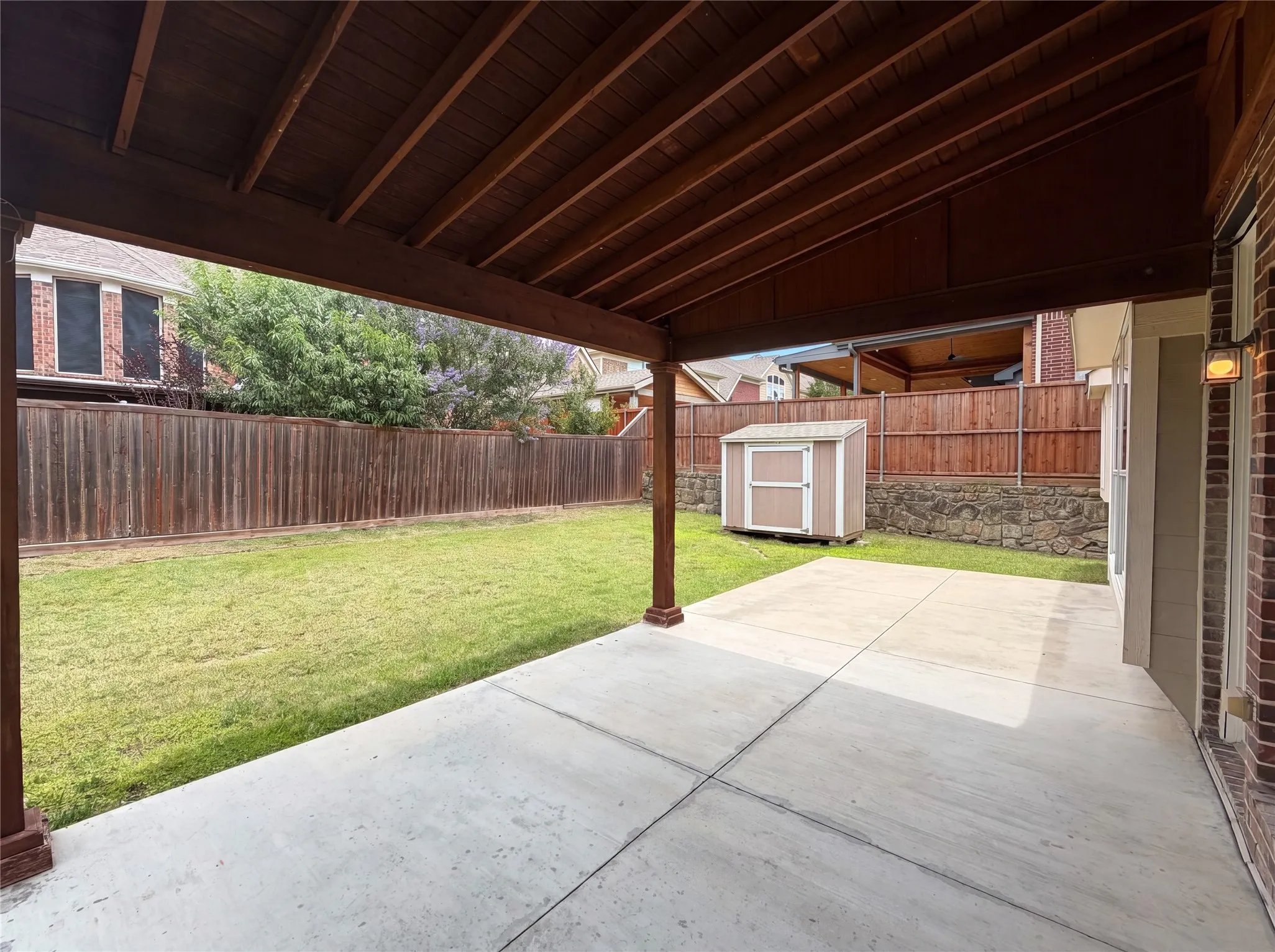 Single Family Residence For Sale in Dallas County , 10330 Sandbar Drive, Irving, Texas 75063, 4 Bedroom, 3 Bathroom, 2 Garage spaces, 2,888 Sqft, built in 2008, mls#21275462, Real Estate Agent in Irving, Homes For Sale in Dallas county, Homes For Sale in Irving, Realtor in Irving Texas, Real Estate Brokerage Independent Realty Texas, Luminita Cordes Realtor