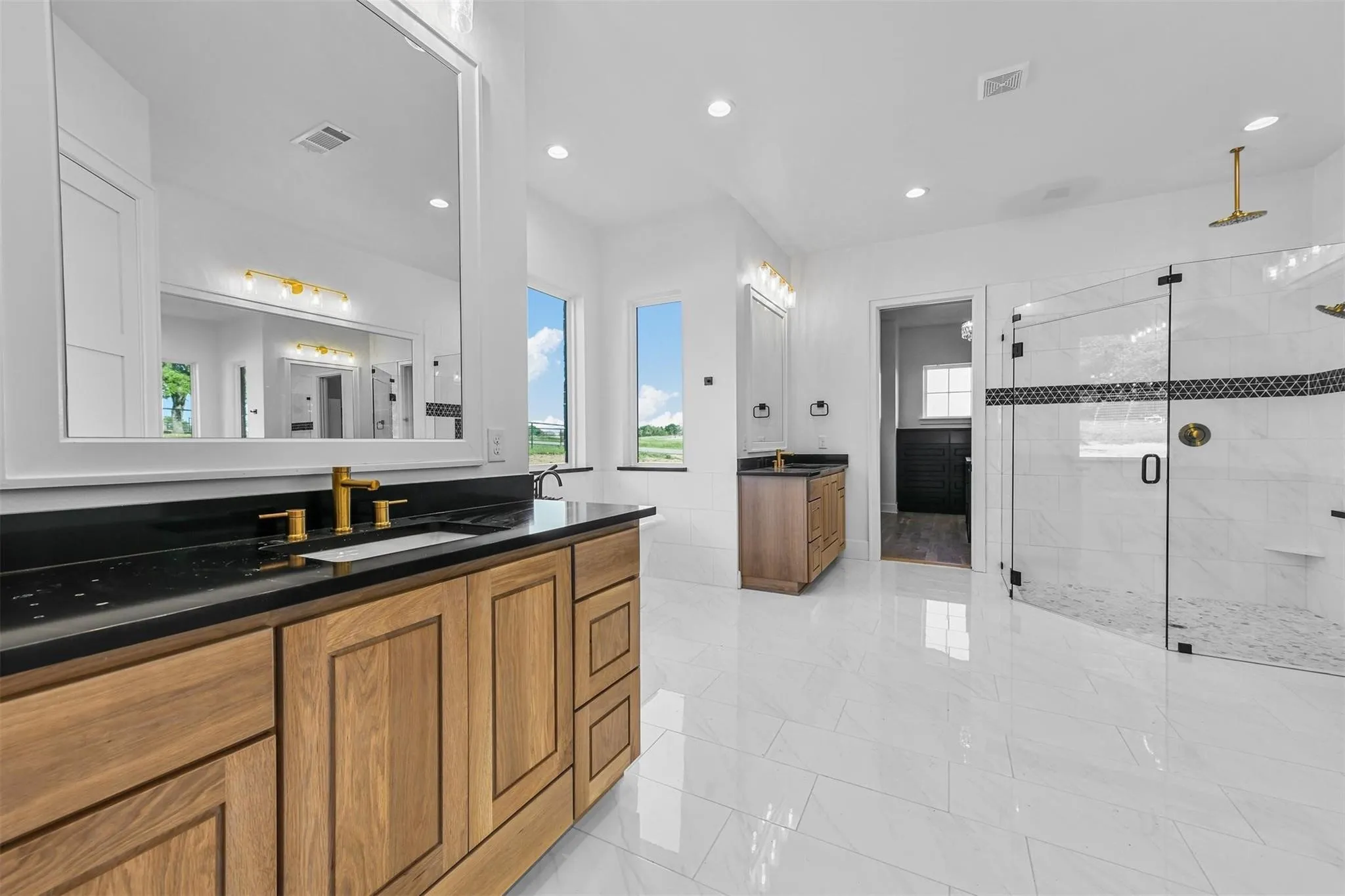 Single Family Residence For Sale in Parker County , 714 Cactus Rio Drive, Weatherford, Texas 76087, 5 Bedroom, 6 Bathroom, 4 Garage spaces, 6,251 Sqft, built in 2027, mls#21258677, Real Estate Agent in Weatherford, Homes For Sale in Parker county, Homes For Sale in Weatherford, Realtor in Weatherford Texas, Real Estate Brokerage Independent Realty Texas, Luminita Cordes Realtor