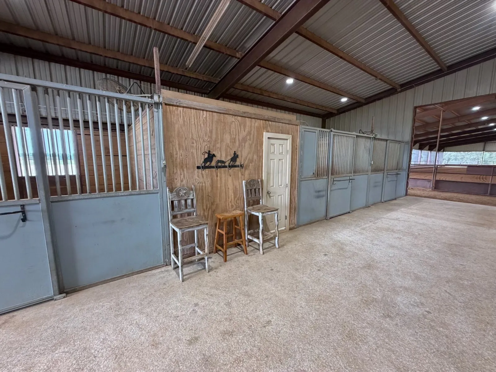 Mobile Home For Sale in Cooke County , 4709 Fm 2383, Whitesboro, Texas 76273, 1 Bedroom, 1 Bathroom, Garage spaces, 1,200 Sqft, built in 2017, mls#21275799, Real Estate Agent in Whitesboro, Homes For Sale in Cooke county, Homes For Sale in Whitesboro, Realtor in Whitesboro Texas, Real Estate Brokerage Independent Realty Texas, Luminita Cordes Realtor