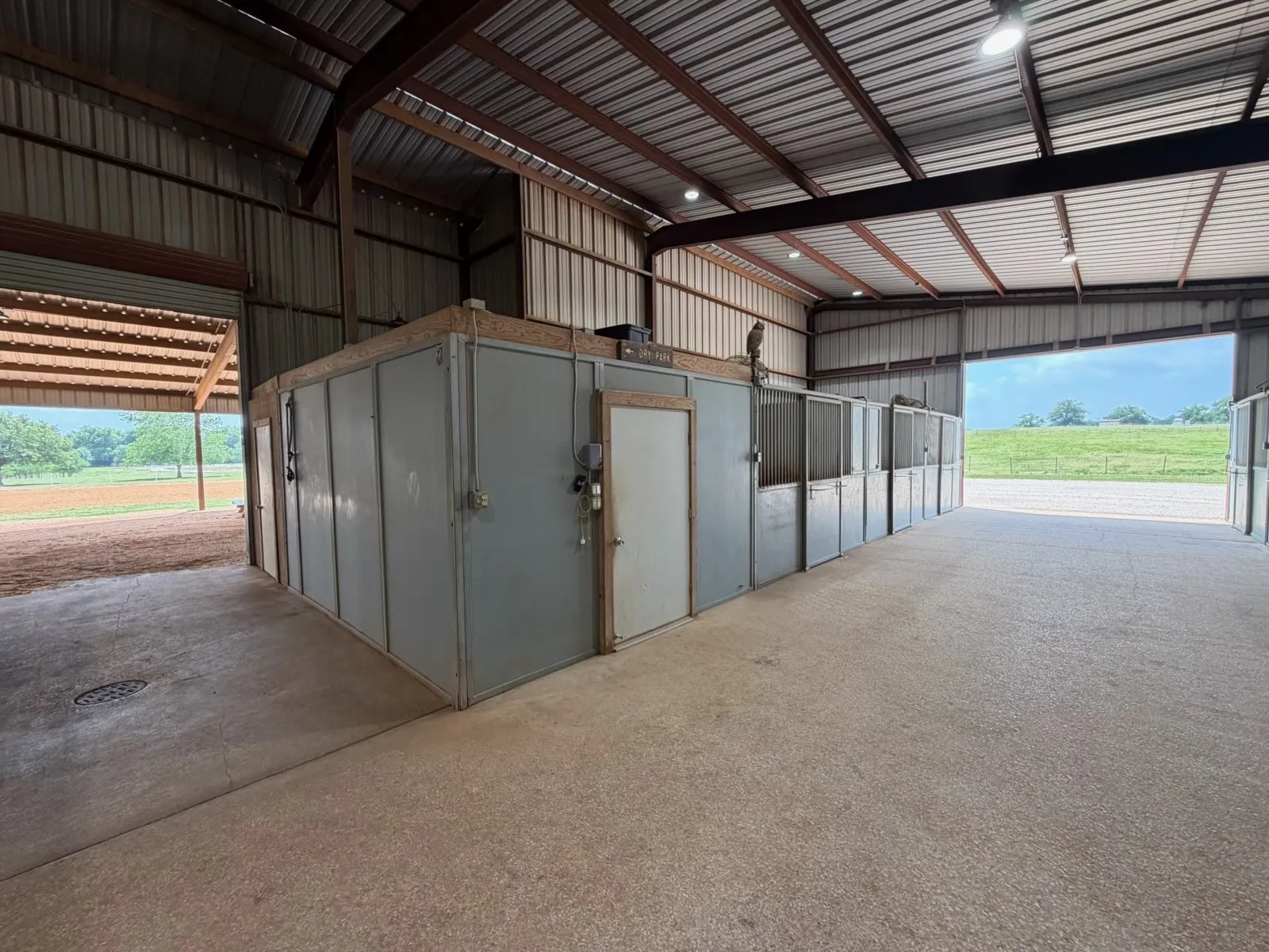 Mobile Home For Sale in Cooke County , 4709 Fm 2383, Whitesboro, Texas 76273, 1 Bedroom, 1 Bathroom, Garage spaces, 1,200 Sqft, built in 2017, mls#21275799, Real Estate Agent in Whitesboro, Homes For Sale in Cooke county, Homes For Sale in Whitesboro, Realtor in Whitesboro Texas, Real Estate Brokerage Independent Realty Texas, Luminita Cordes Realtor