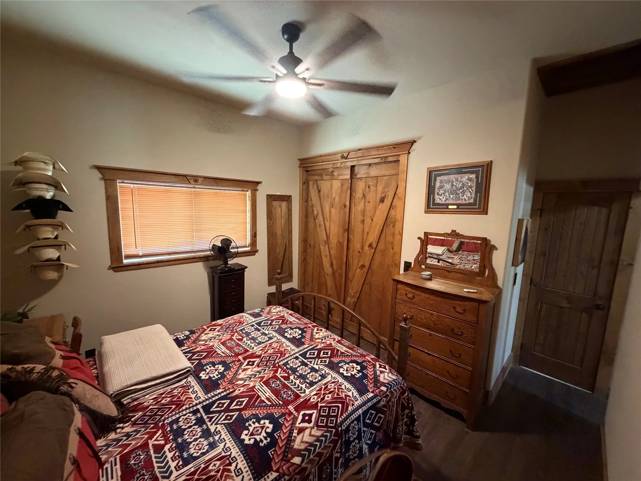 Mobile Home For Sale in Cooke County , 4709 Fm 2383, Whitesboro, Texas 76273, 1 Bedroom, 1 Bathroom, Garage spaces, 1,200 Sqft, built in 2017, mls#21275799, Real Estate Agent in Whitesboro, Homes For Sale in Cooke county, Homes For Sale in Whitesboro, Realtor in Whitesboro Texas, Real Estate Brokerage Independent Realty Texas, Luminita Cordes Realtor