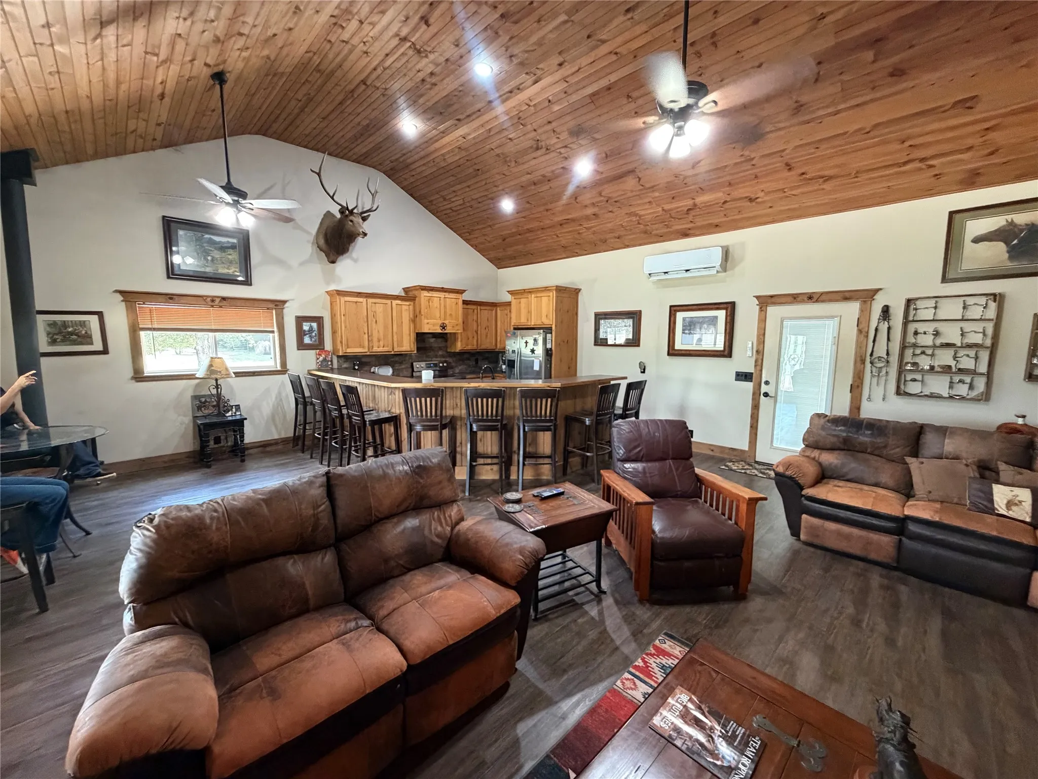 Mobile Home For Sale in Cooke County , 4709 Fm 2383, Whitesboro, Texas 76273, 1 Bedroom, 1 Bathroom, Garage spaces, 1,200 Sqft, built in 2017, mls#21275799, Real Estate Agent in Whitesboro, Homes For Sale in Cooke county, Homes For Sale in Whitesboro, Realtor in Whitesboro Texas, Real Estate Brokerage Independent Realty Texas, Luminita Cordes Realtor
