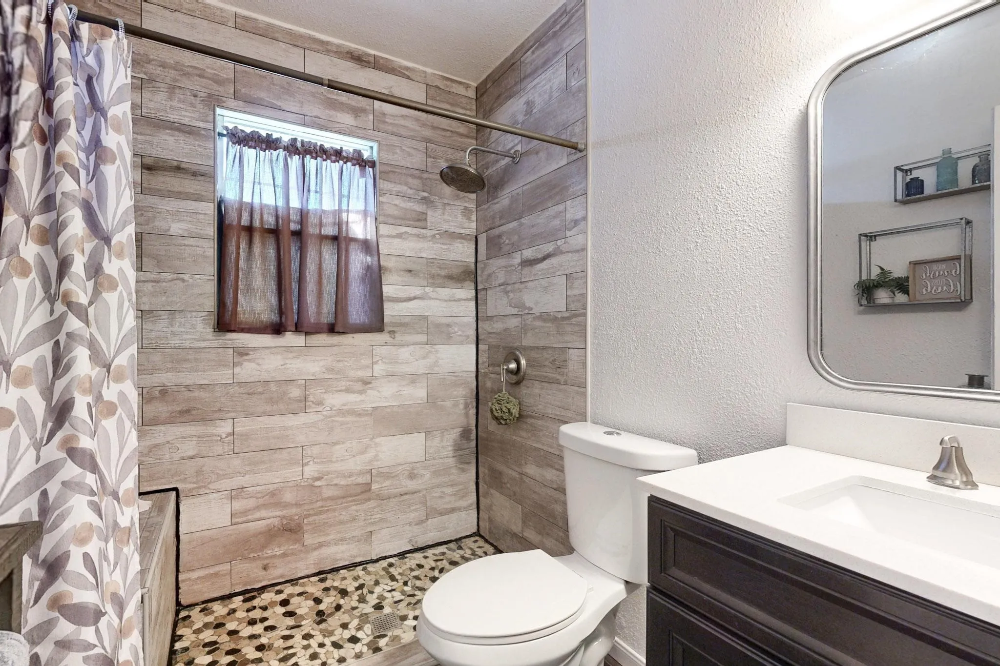 Single Family Residence For Sale in Dallas County , 3101 Ouida Avenue, Dallas, Texas 75211, 3 Bedrooms, 2 Bathrooms, 2 Garage spaces, 1,864 Sqft, built in 1925, Price $475,000, mls#21275808, Real Estate Agent in Dallas, Homes For Sale in Dallas county, Homes For Sale in Dallas, Realtor in Dallas Texas, Real Estate Brokerage Independent Realty Texas, Luminita Cordes Realtor