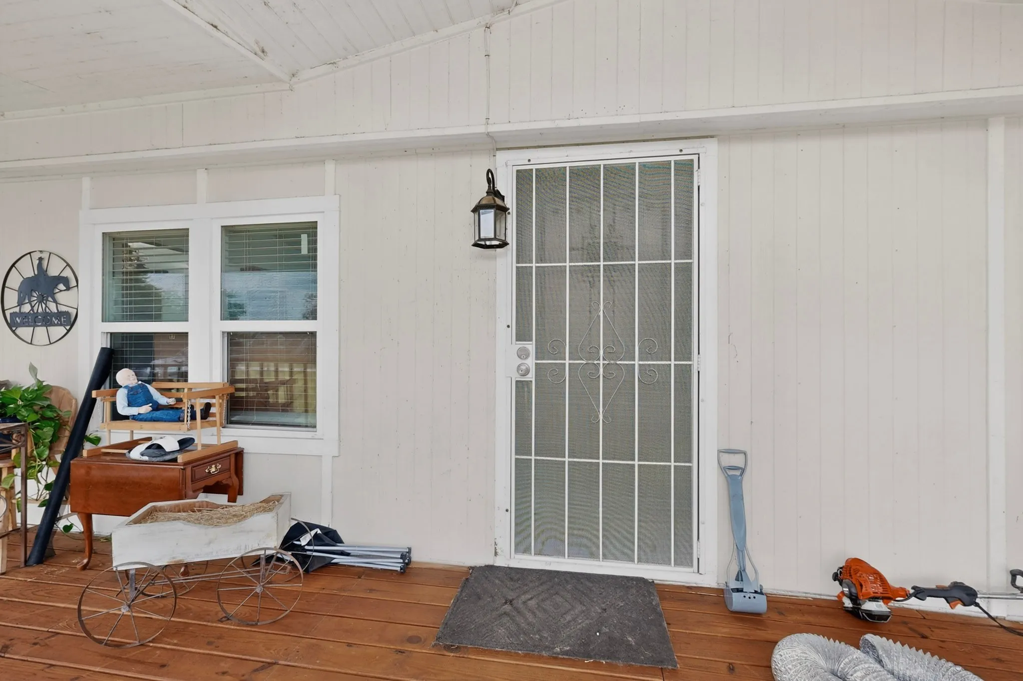 Manufactured Home For Sale in Hunt County , 979 Private Road 3784, Quinlan, Texas 75474, 2 Bedroom, 2 Bathroom, Garage spaces, 924 Sqft, built in 1984, mls#21275815, Real Estate Agent in Quinlan, Homes For Sale in Hunt county, Homes For Sale in Quinlan, Realtor in Quinlan Texas, Real Estate Brokerage Independent Realty Texas, Luminita Cordes Realtor