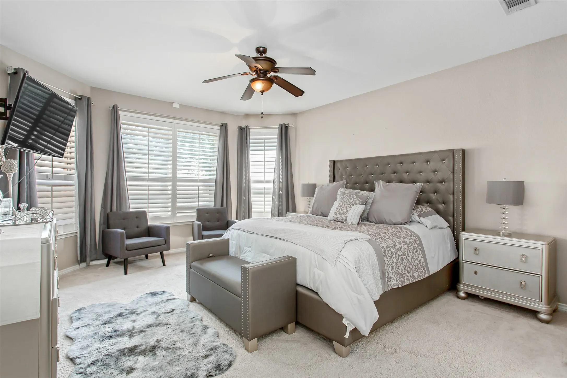 Single Family Residence For Sale in Collin County , 5916 Mossbrook Trail, Dallas, Texas 75252, 5 Bedroom, 4 Bathroom, 2 Garage spaces, 3,029 Sqft, built in 1995, mls#21262737, Real Estate Agent in Dallas, Homes For Sale in Collin county, Homes For Sale in Dallas, Realtor in Dallas Texas, Real Estate Brokerage Independent Realty Texas, Luminita Cordes Realtor