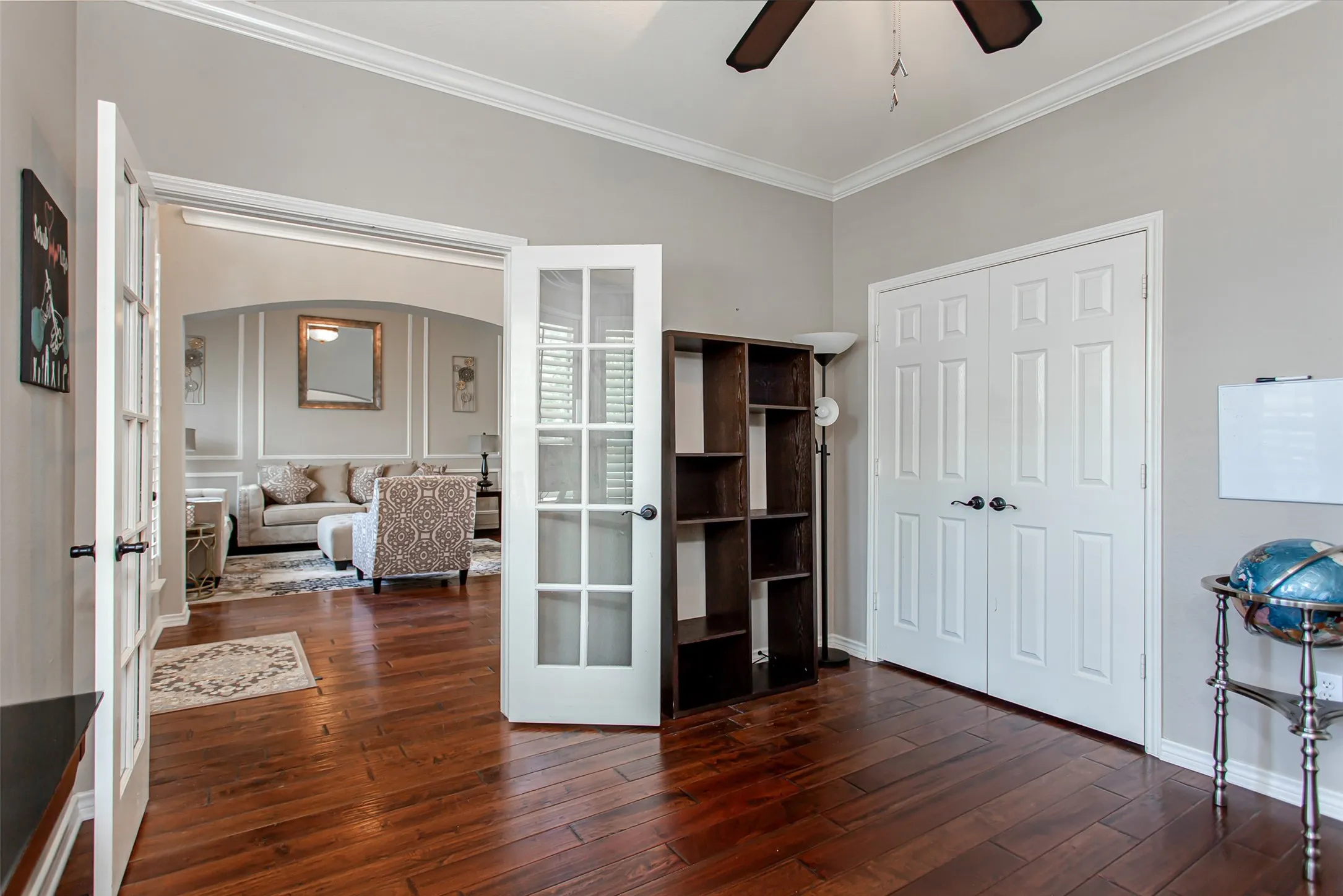 Single Family Residence For Sale in Collin County , 5916 Mossbrook Trail, Dallas, Texas 75252, 5 Bedroom, 4 Bathroom, 2 Garage spaces, 3,029 Sqft, built in 1995, mls#21262737, Real Estate Agent in Dallas, Homes For Sale in Collin county, Homes For Sale in Dallas, Realtor in Dallas Texas, Real Estate Brokerage Independent Realty Texas, Luminita Cordes Realtor