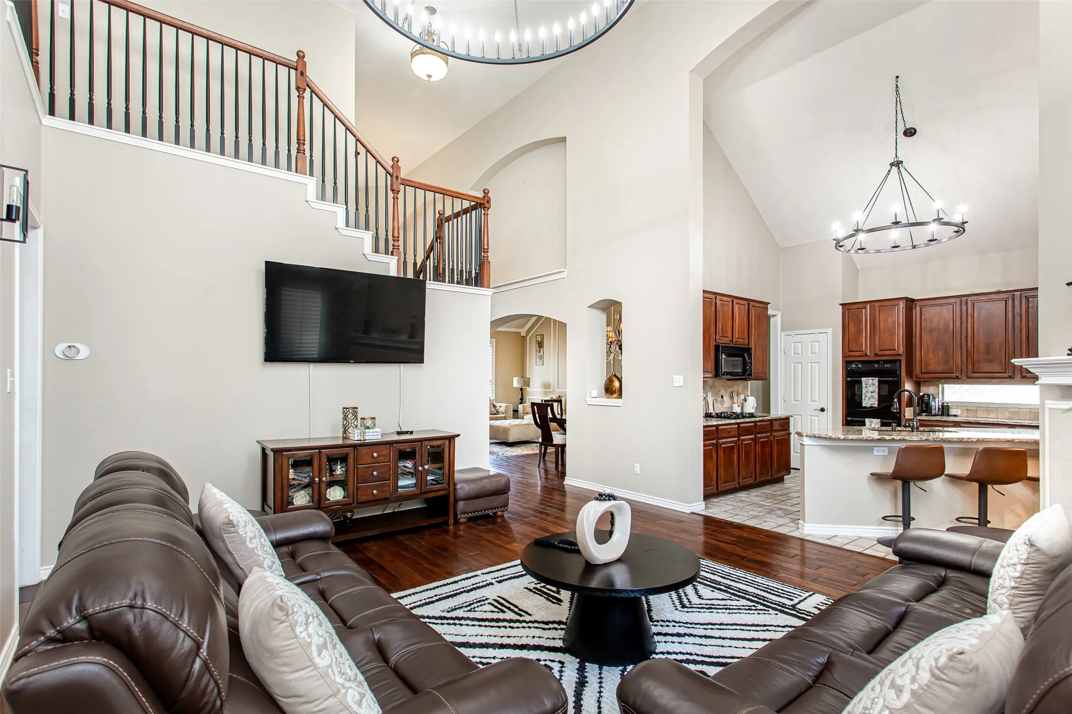 Single Family Residence For Sale in Collin County , 5916 Mossbrook Trail, Dallas, Texas 75252, 5 Bedroom, 4 Bathroom, 2 Garage spaces, 3,029 Sqft, built in 1995, mls#21262737, Real Estate Agent in Dallas, Homes For Sale in Collin county, Homes For Sale in Dallas, Realtor in Dallas Texas, Real Estate Brokerage Independent Realty Texas, Luminita Cordes Realtor