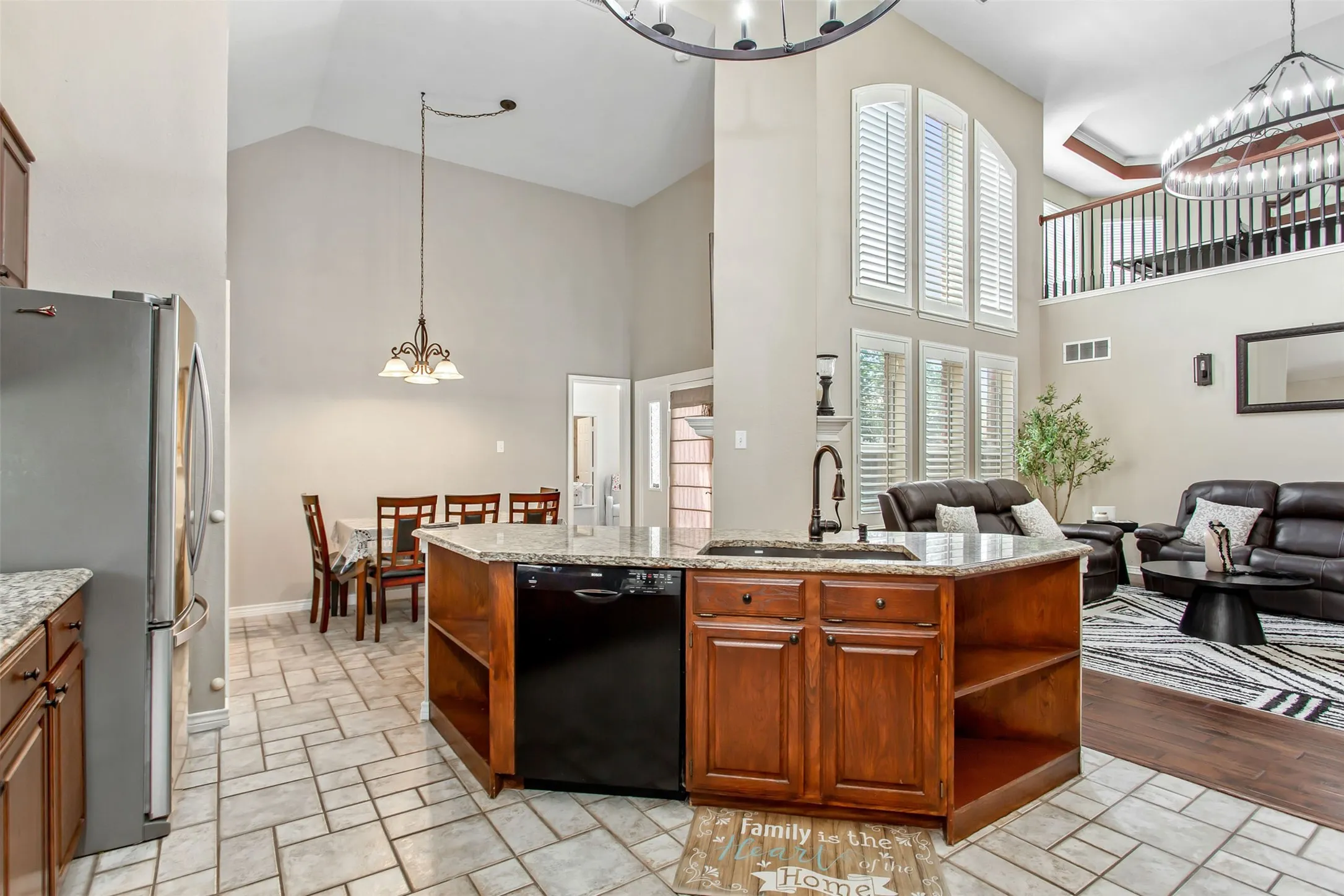 Single Family Residence For Sale in Collin County , 5916 Mossbrook Trail, Dallas, Texas 75252, 5 Bedroom, 4 Bathroom, 2 Garage spaces, 3,029 Sqft, built in 1995, mls#21262737, Real Estate Agent in Dallas, Homes For Sale in Collin county, Homes For Sale in Dallas, Realtor in Dallas Texas, Real Estate Brokerage Independent Realty Texas, Luminita Cordes Realtor