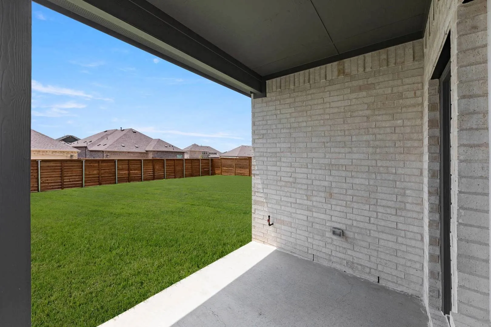 Single Family Residence For Sale in Dallas County , 2004 Blossom Trail, Mesquite, Texas 75181, 4 Bedroom, 3 Bathroom, 2 Garage spaces, 1,805 Sqft, built in 2025, mls#21275857, Real Estate Agent in Mesquite, Homes For Sale in Dallas county, Homes For Sale in Mesquite, Realtor in Mesquite Texas, Real Estate Brokerage Independent Realty Texas, Luminita Cordes Realtor
