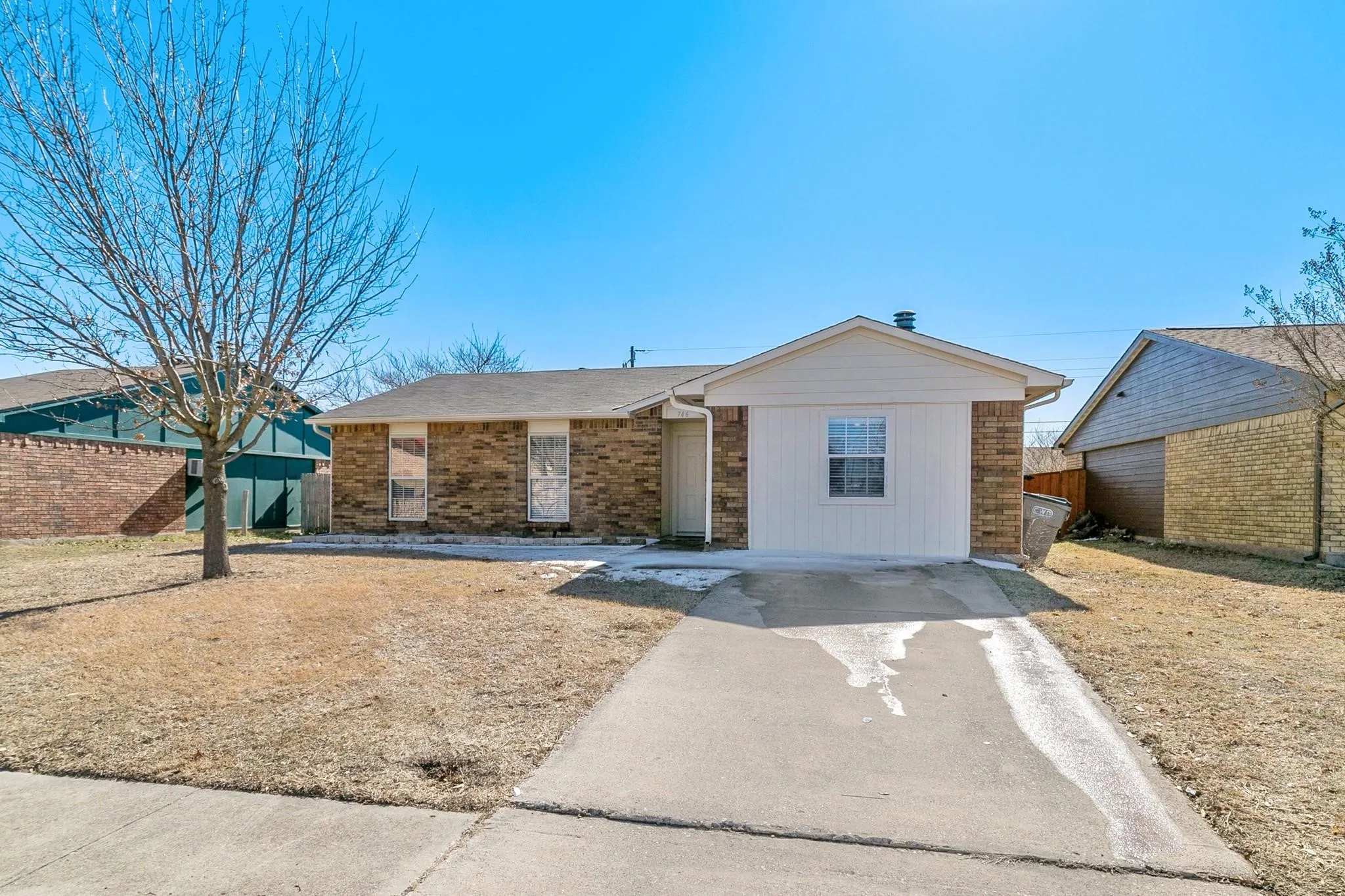 Single Family Residence For Rent in Collin County , 746 Leading Lane, Allen, Texas 75002, 4 Bedrooms, 2 Bathrooms, Garage spaces, 1,247 Sqft, built in 1978, Price $1,900, mls#21275843, Real Estate Agent in Allen, Homes For Rent in Collin county, Homes For Rent in Allen, Realtor in Allen Texas, Real Estate Brokerage Independent Realty Texas, Luminita Cordes Realtor