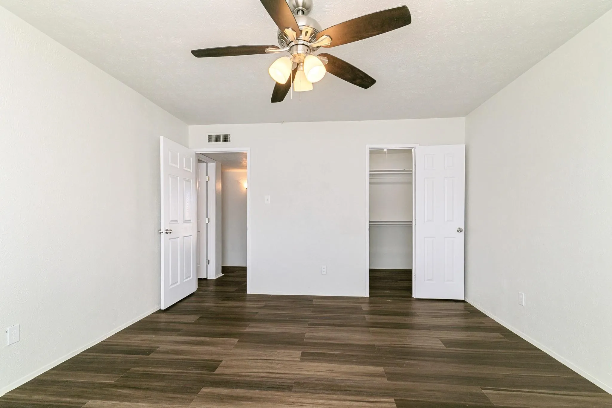 Single Family Residence For Rent in Collin County , 746 Leading Lane, Allen, Texas 75002, 4 Bedrooms, 2 Bathrooms, Garage spaces, 1,247 Sqft, built in 1978, Price $1,900, mls#21275843, Real Estate Agent in Allen, Homes For Rent in Collin county, Homes For Rent in Allen, Realtor in Allen Texas, Real Estate Brokerage Independent Realty Texas, Luminita Cordes Realtor