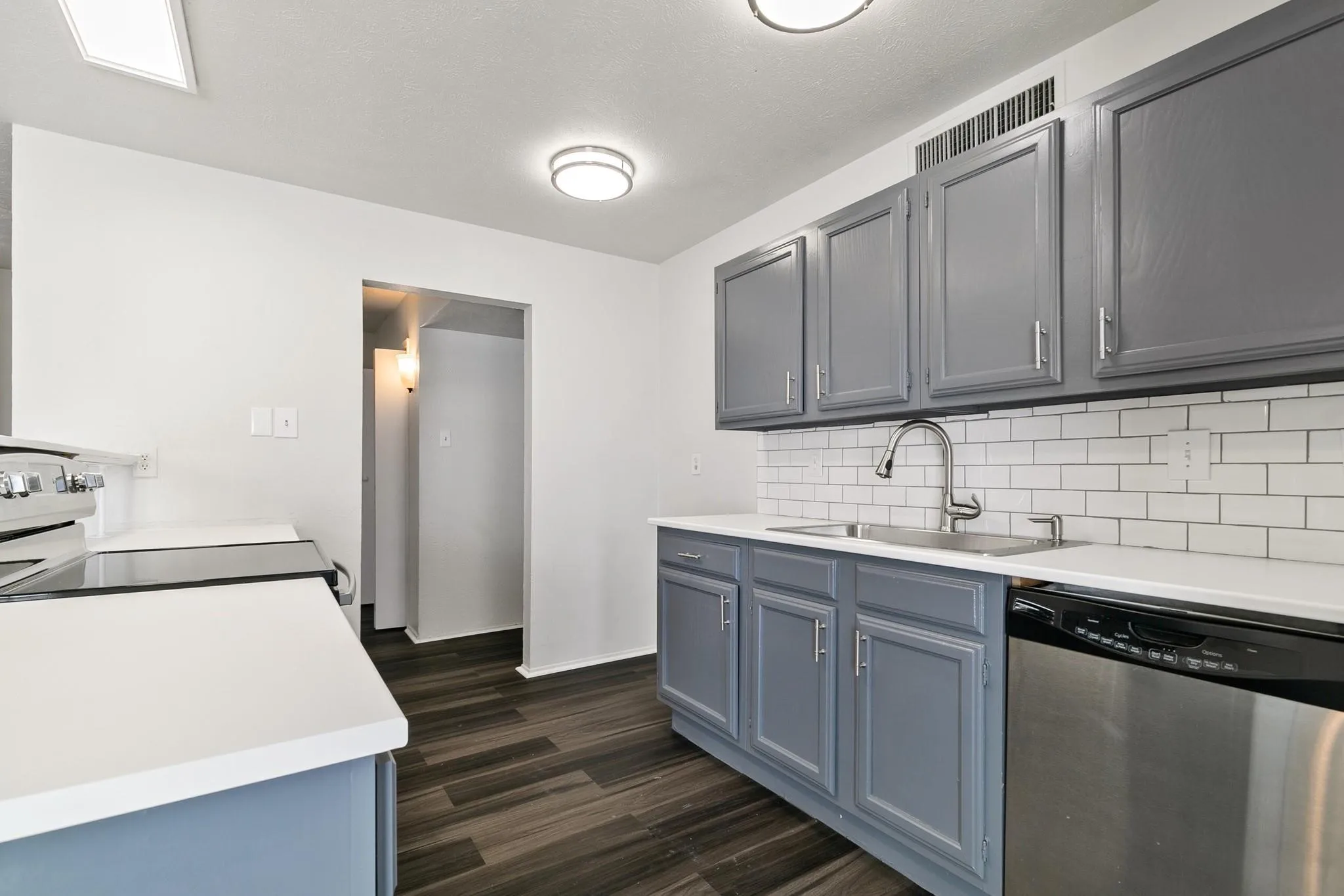 Single Family Residence For Rent in Collin County , 746 Leading Lane, Allen, Texas 75002, 4 Bedrooms, 2 Bathrooms, Garage spaces, 1,247 Sqft, built in 1978, Price $1,900, mls#21275843, Real Estate Agent in Allen, Homes For Rent in Collin county, Homes For Rent in Allen, Realtor in Allen Texas, Real Estate Brokerage Independent Realty Texas, Luminita Cordes Realtor