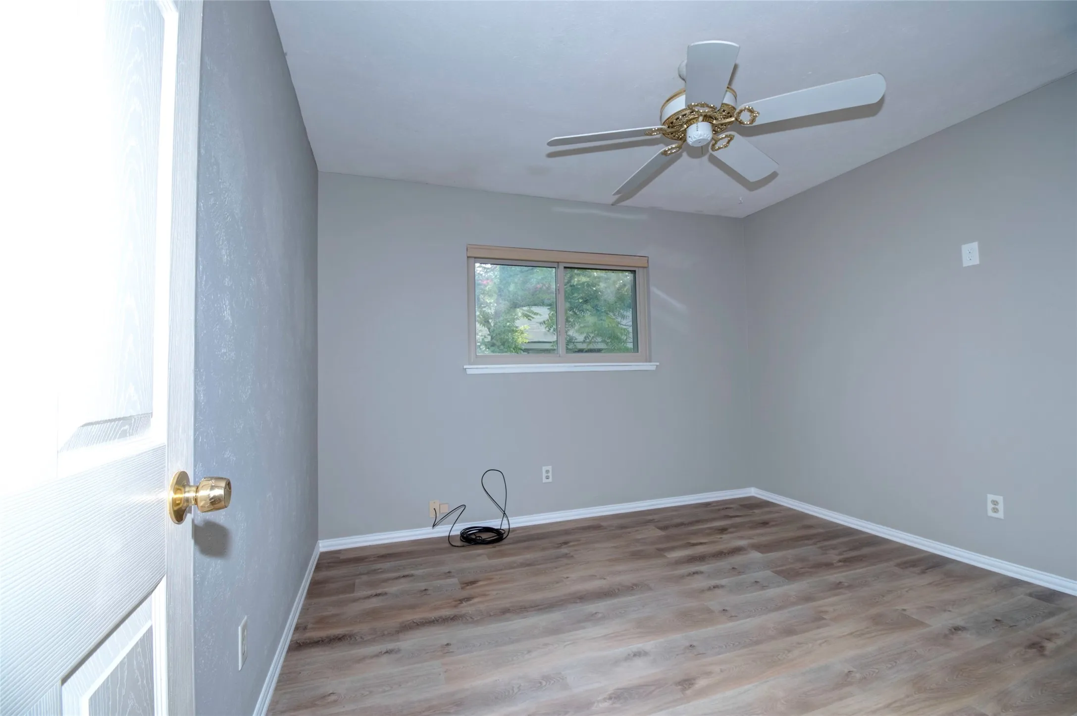 Single Family Residence For Rent in Dallas County , 3201 Christie Circle, Garland, Texas 75044, 3 Bedroom, 2 Bathroom, 2 Garage spaces, 1,989 Sqft, built in 1976, mls#21275881, Real Estate Agent in Garland, Homes For Rent in Dallas county, Homes For Rent in Garland, Realtor in Garland Texas, Real Estate Brokerage Independent Realty Texas, Luminita Cordes Realtor