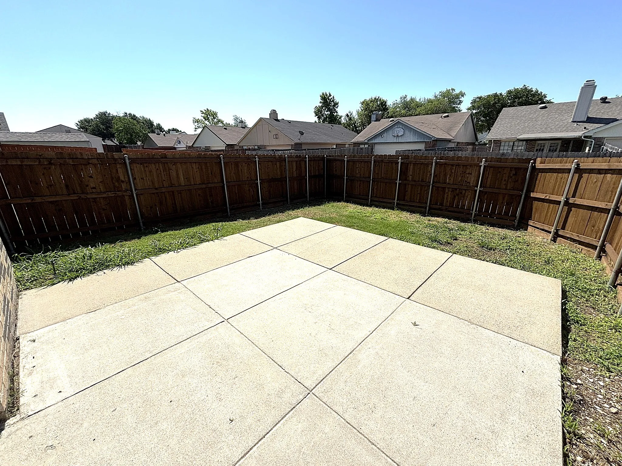 Single Family Residence For Sale in Denton County , 4121 Driscoll Drive, The Colony, Texas 75056, 4 Bedroom, 2 Bathroom, 2 Garage spaces, 1,492 Sqft, built in 1985, mls#21273336, Real Estate Agent in The Colony, Homes For Sale in Denton county, Homes For Sale in The Colony, Realtor in The Colony Texas, Real Estate Brokerage Independent Realty Texas, Luminita Cordes Realtor