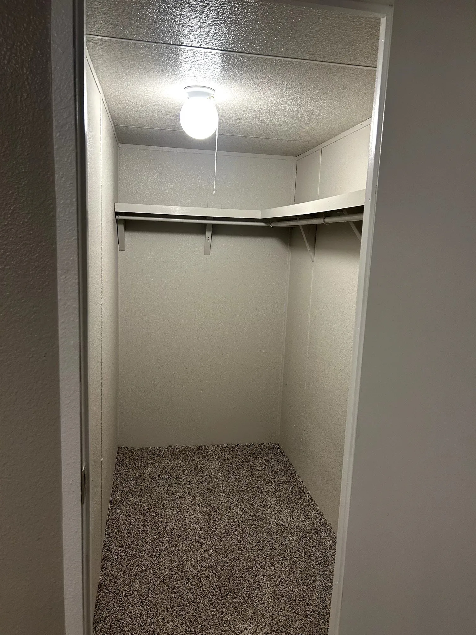 Walk in closet