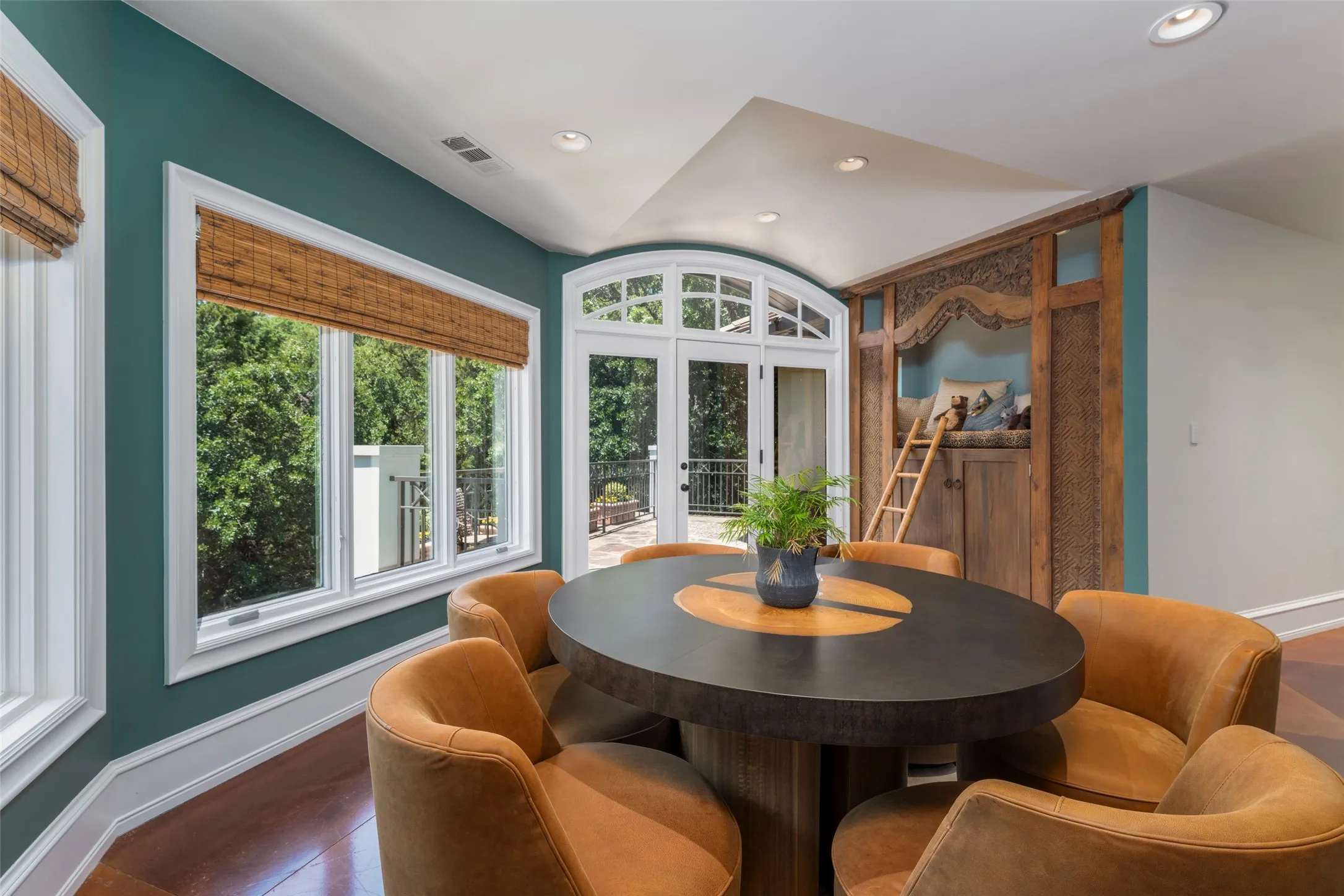 Beautiful upstairs views of the back gardens and pool.  Precious reading nook which was originally used in the musical South Pacific.