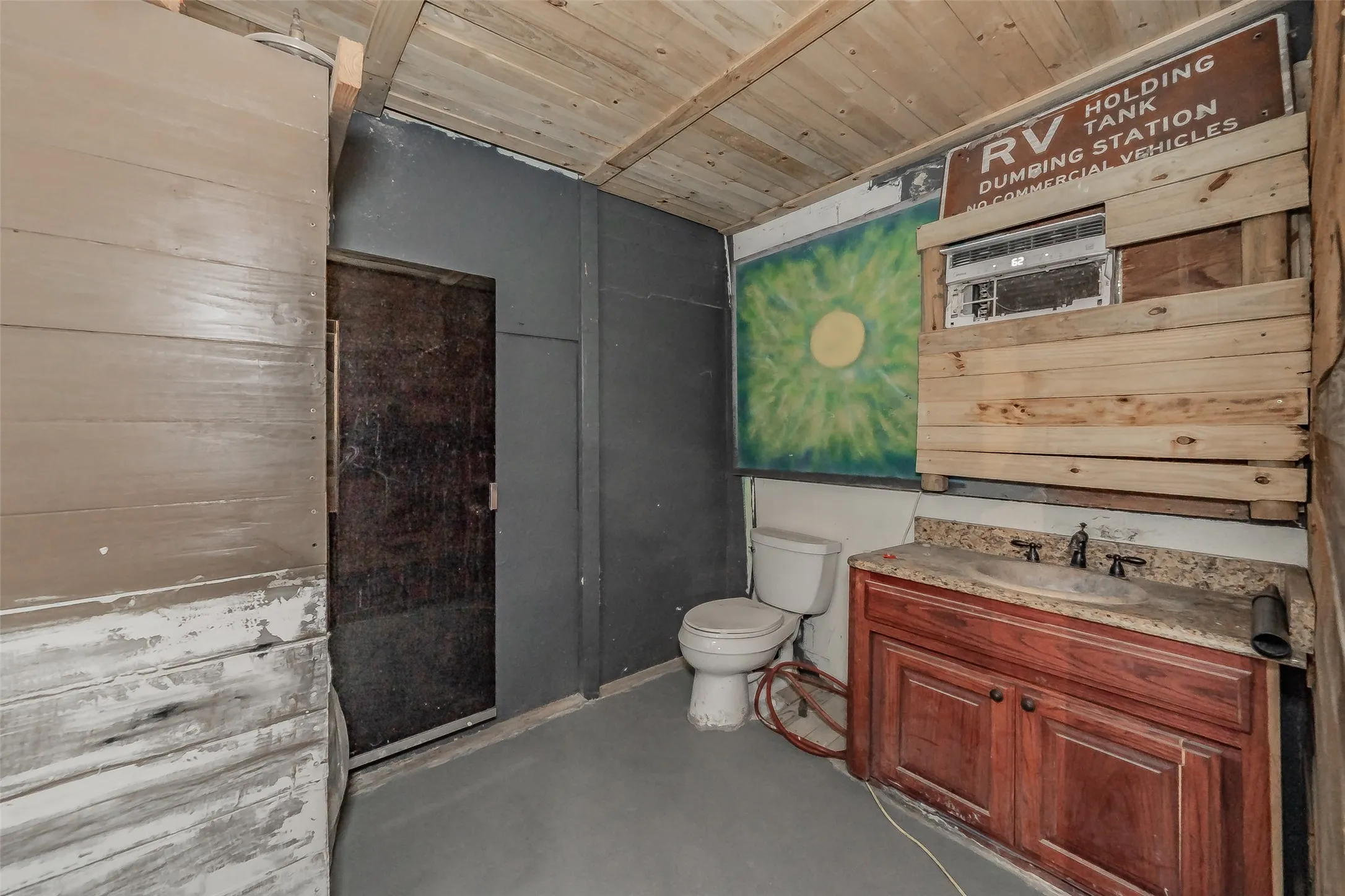 Industrial For Sale in Tarrant County , 2905 Bryan Avenue, Fort Worth, Texas 76104, 0, 0, Garage spaces, 0 Sqft, built in 1955, mls#21275976, Real Estate Agent in Fort Worth, Homes For Sale in Tarrant county, Homes For Sale in Fort Worth, Realtor in Fort Worth Texas, Real Estate Brokerage Independent Realty Texas, Luminita Cordes Realtor