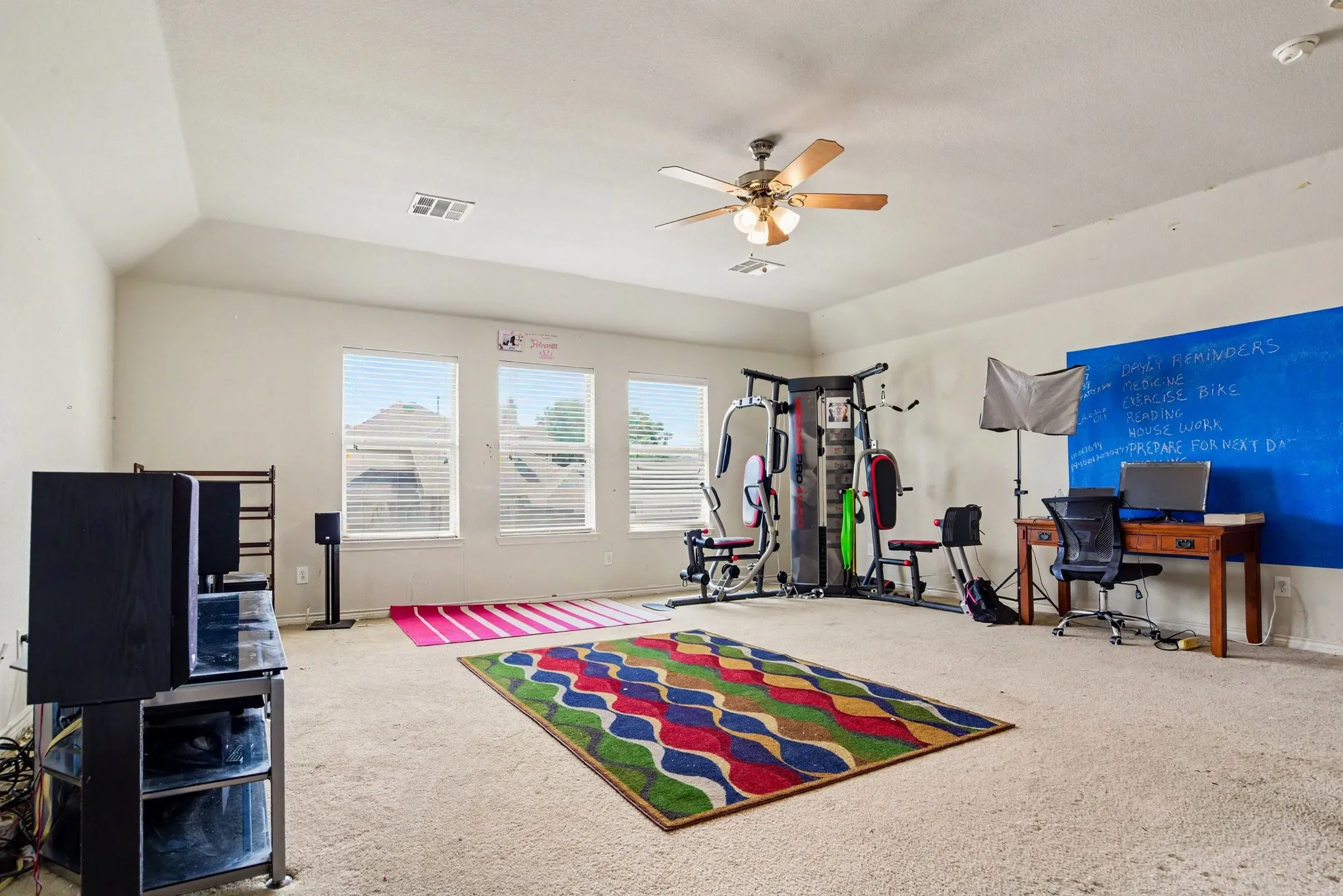 Single Family Residence For Sale in Dallas County , 3210 Silver Springs Way, Rowlett, Texas 75089, 4 Bedroom, 3 Bathroom, 2 Garage spaces, 2,920 Sqft, built in 2006, Price $399,000, mls#21275970, Real Estate Agent in Rowlett, Homes For Sale in Dallas county, Homes For Sale in Rowlett, Realtor in Rowlett Texas, Real Estate Brokerage Independent Realty Texas, Luminita Cordes Realtor