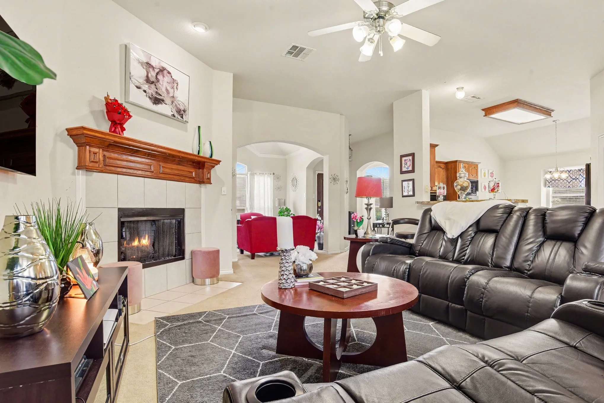 Single Family Residence For Sale in Dallas County , 3210 Silver Springs Way, Rowlett, Texas 75089, 4 Bedroom, 3 Bathroom, 2 Garage spaces, 2,920 Sqft, built in 2006, Price $399,000, mls#21275970, Real Estate Agent in Rowlett, Homes For Sale in Dallas county, Homes For Sale in Rowlett, Realtor in Rowlett Texas, Real Estate Brokerage Independent Realty Texas, Luminita Cordes Realtor