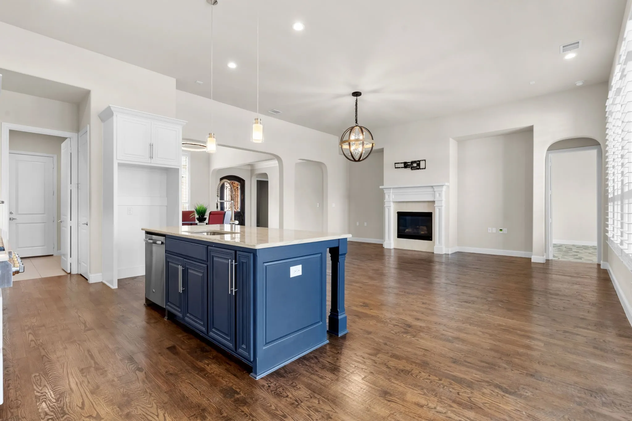 Single Family Residence For Sale in Collin County , 7808 Brianna Drive, Wylie, Texas 75098, 3 Bedroom, 4 Bathroom, 3 Garage spaces, 3,116 Sqft, built in 2016, mls#21276004, Real Estate Agent in Wylie, Homes For Sale in Collin county, Homes For Sale in Wylie, Realtor in Wylie Texas, Real Estate Brokerage Independent Realty Texas, Luminita Cordes Realtor