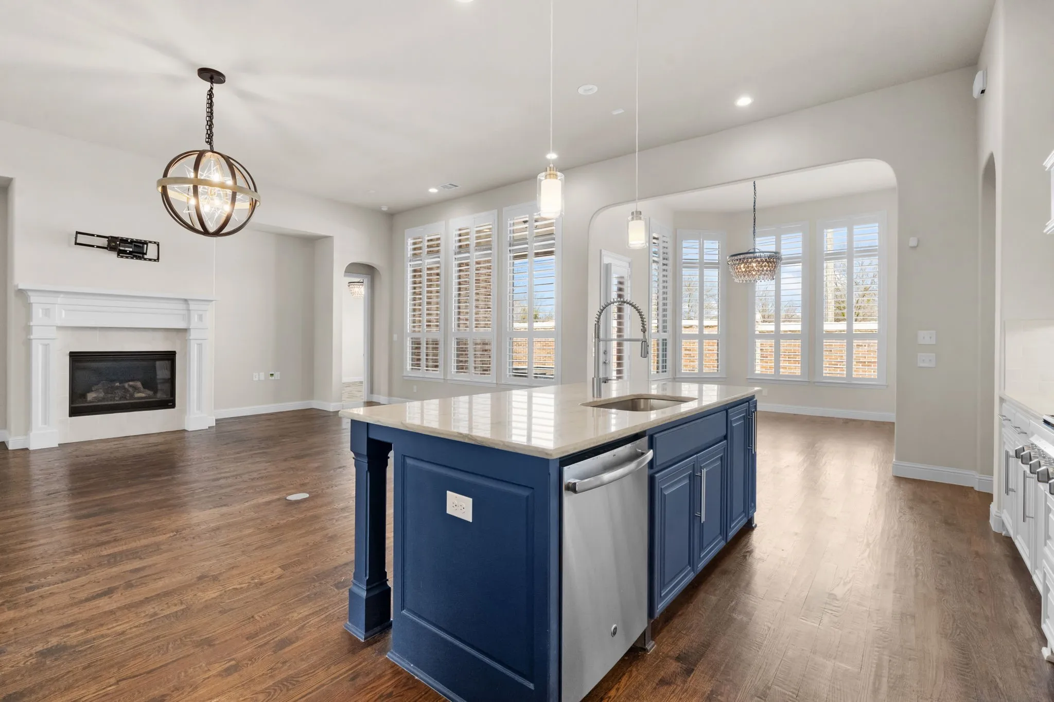 Single Family Residence For Sale in Collin County , 7808 Brianna Drive, Wylie, Texas 75098, 3 Bedroom, 4 Bathroom, 3 Garage spaces, 3,116 Sqft, built in 2016, mls#21276004, Real Estate Agent in Wylie, Homes For Sale in Collin county, Homes For Sale in Wylie, Realtor in Wylie Texas, Real Estate Brokerage Independent Realty Texas, Luminita Cordes Realtor