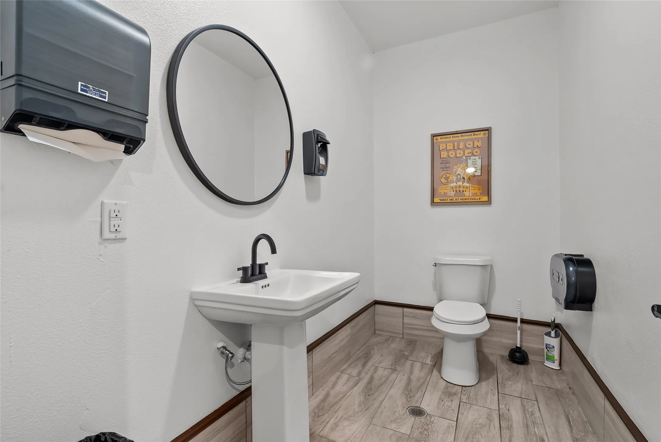 Improved Land For Sale in Erath County , 8325 W. FM 8, Stephenville, Texas 76401, 0, 0, Garage spaces, 0 Sqft, built in 2019, mls#21276011, Real Estate Agent in Stephenville, Homes For Sale in Erath county, Homes For Sale in Stephenville, Realtor in Stephenville Texas, Real Estate Brokerage Independent Realty Texas, Luminita Cordes Realtor