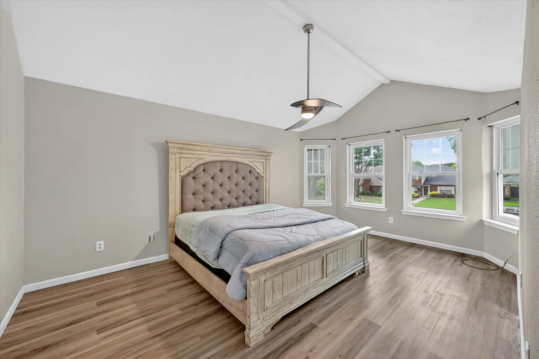 Single Family Residence For Sale in Dallas County , 3025 David Drive, Rowlett, Texas 75088, 4 Bedroom, 2 Bathroom, 2 Garage spaces, 2,176 Sqft, built in 1986, mls#21260607, Real Estate Agent in Rowlett, Homes For Sale in Dallas county, Homes For Sale in Rowlett, Realtor in Rowlett Texas, Real Estate Brokerage Independent Realty Texas, Luminita Cordes Realtor